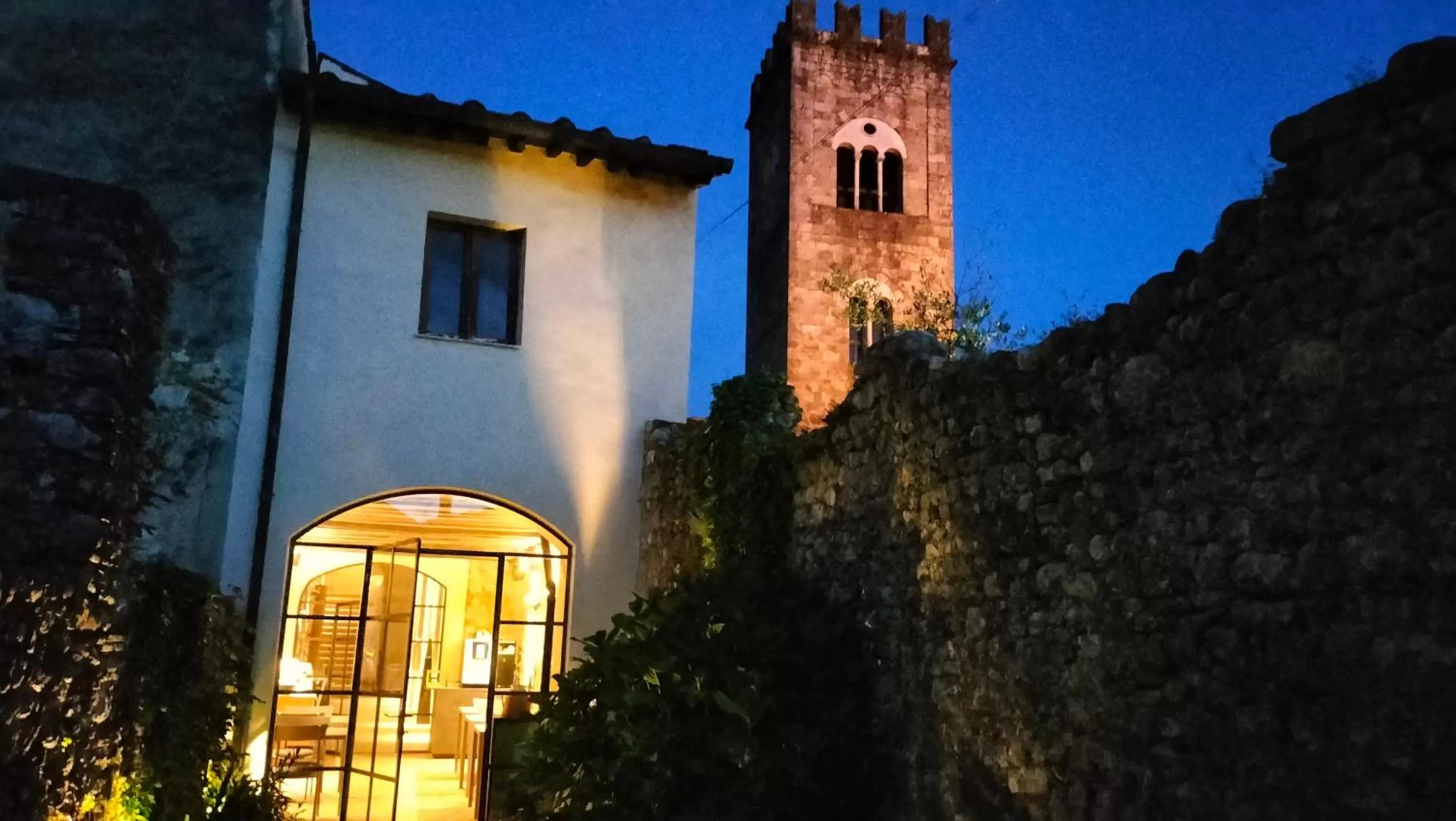 Garden in Badia Giulia Prestigious Historical B&B, Camaiore - Adults Only - No Pets