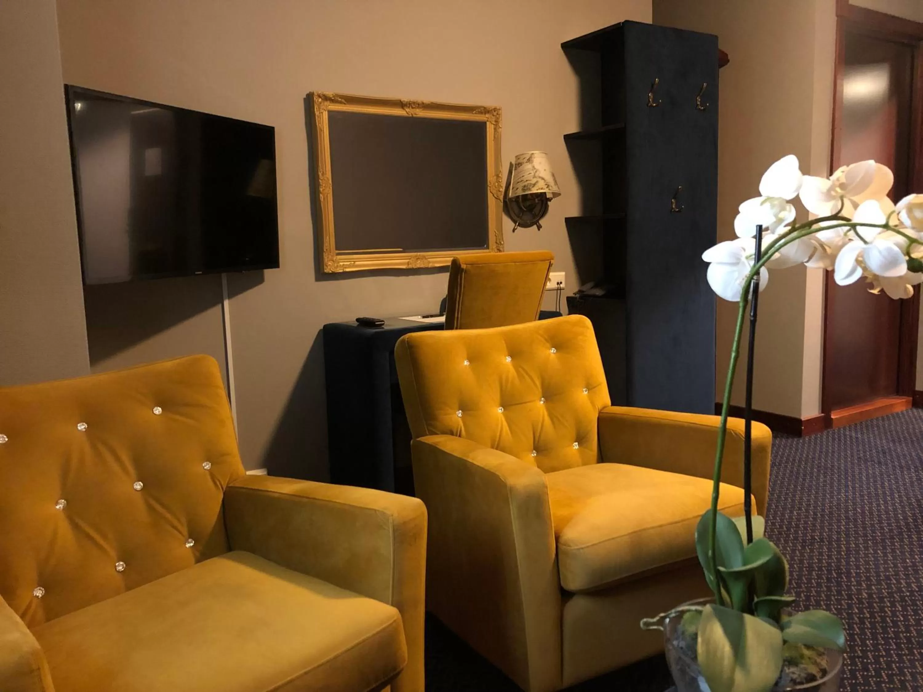 Seating area in Grand Hotel Arendal - Unike Hoteller