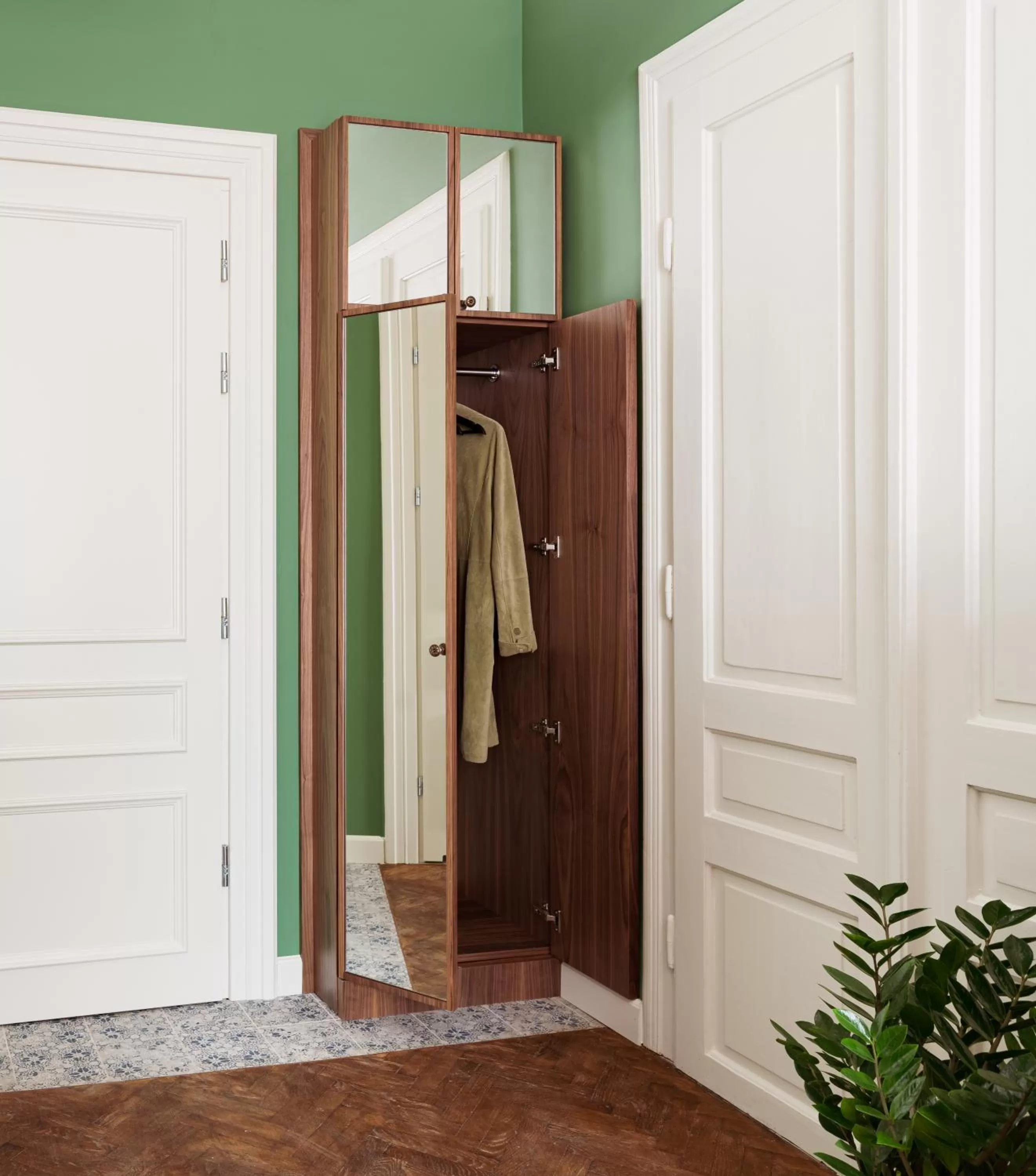 Decorative detail in Starowislna 77