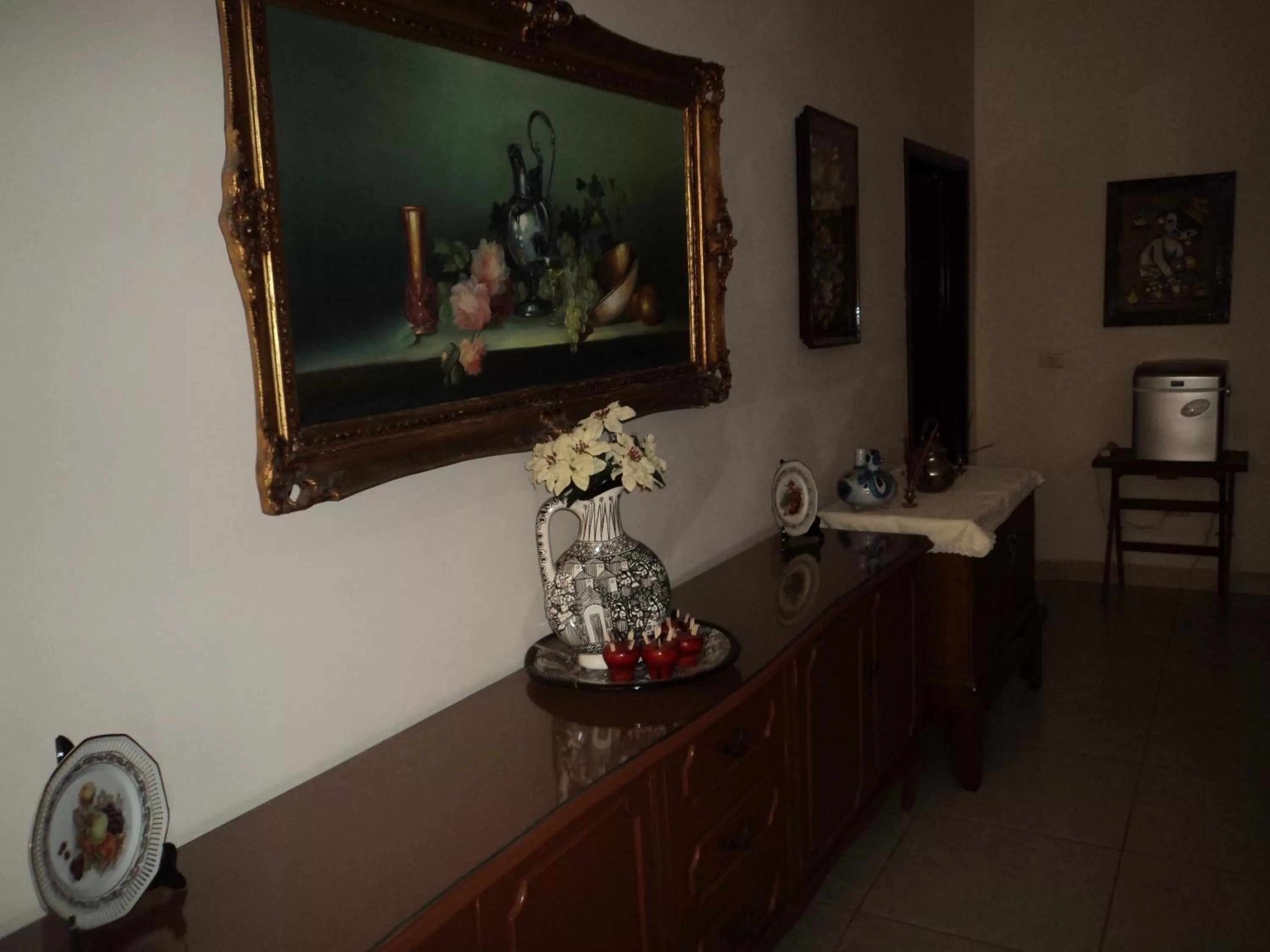 Decorative detail in Mansion Serrano Hotel