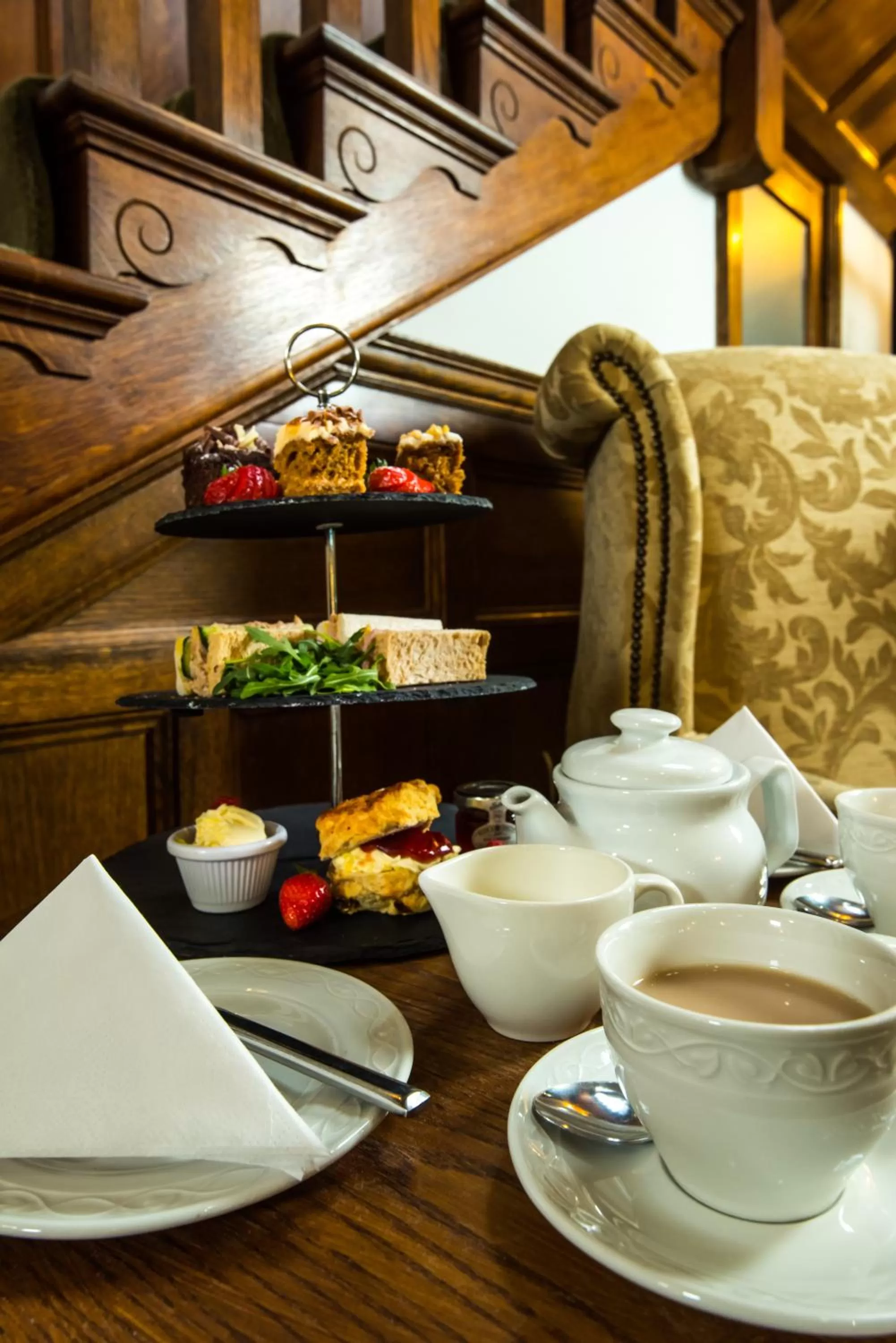 Food and drinks in Cliffden Hotel