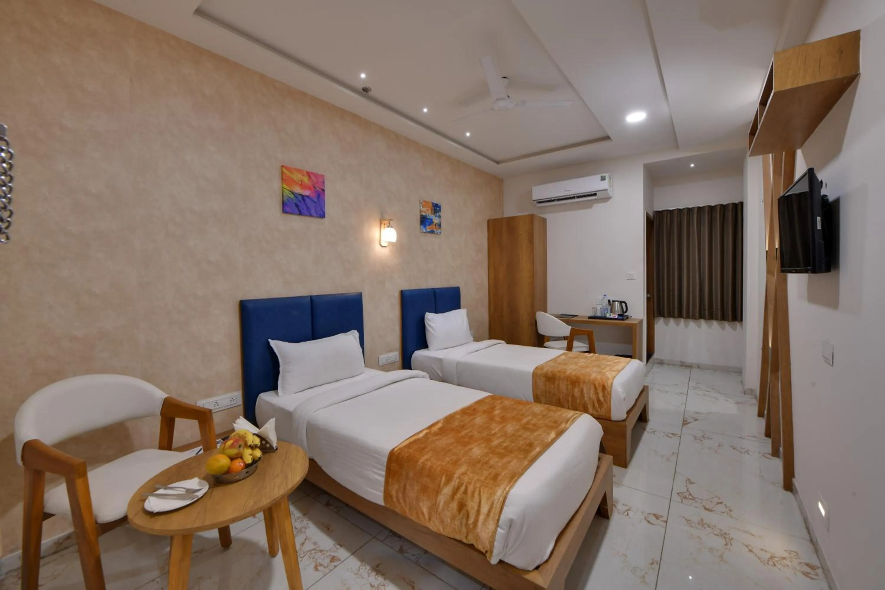 Click Hotel Tulsi Jamnagar 7 mins from Reliance Industrial Township