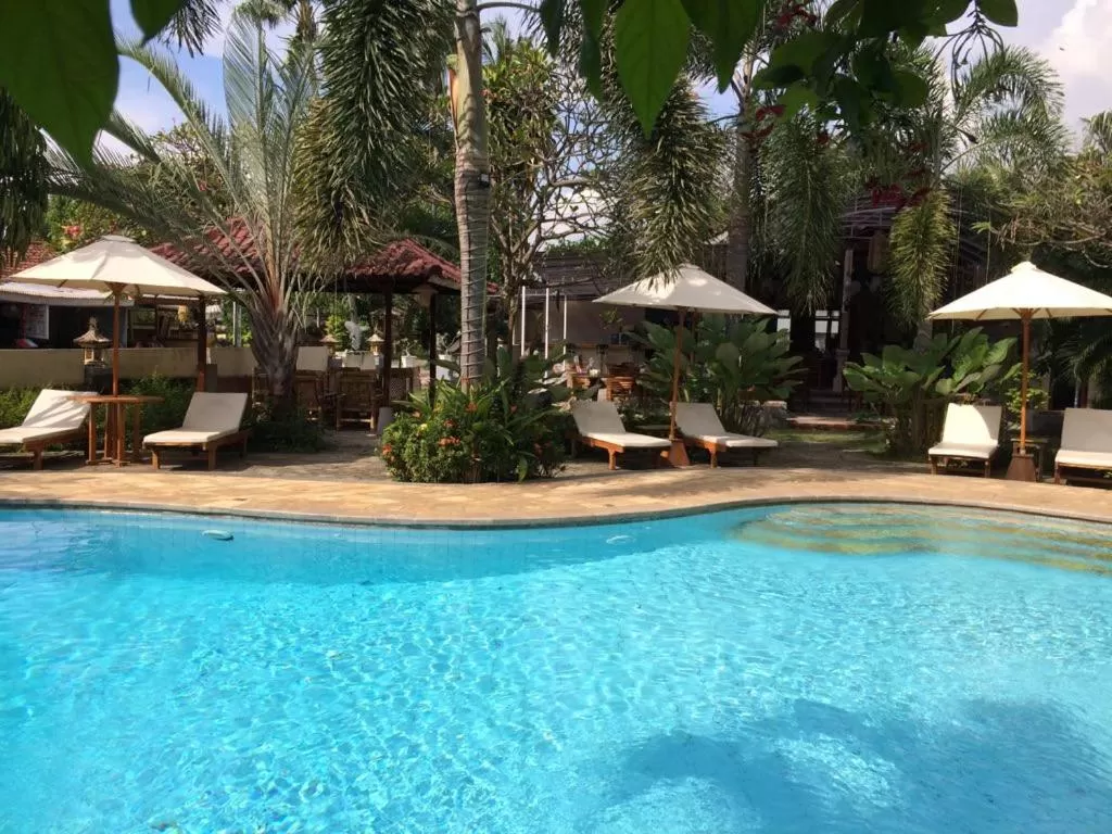 Swimming Pool in Astina Hotel