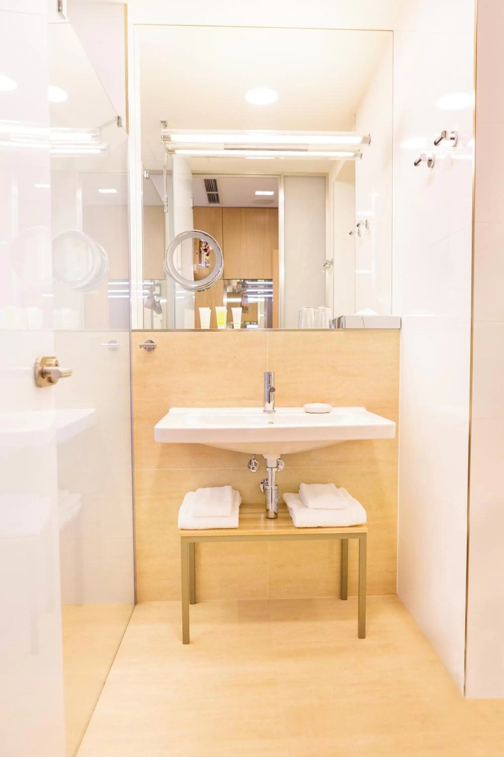 Toilet in Hotel Golf Prague