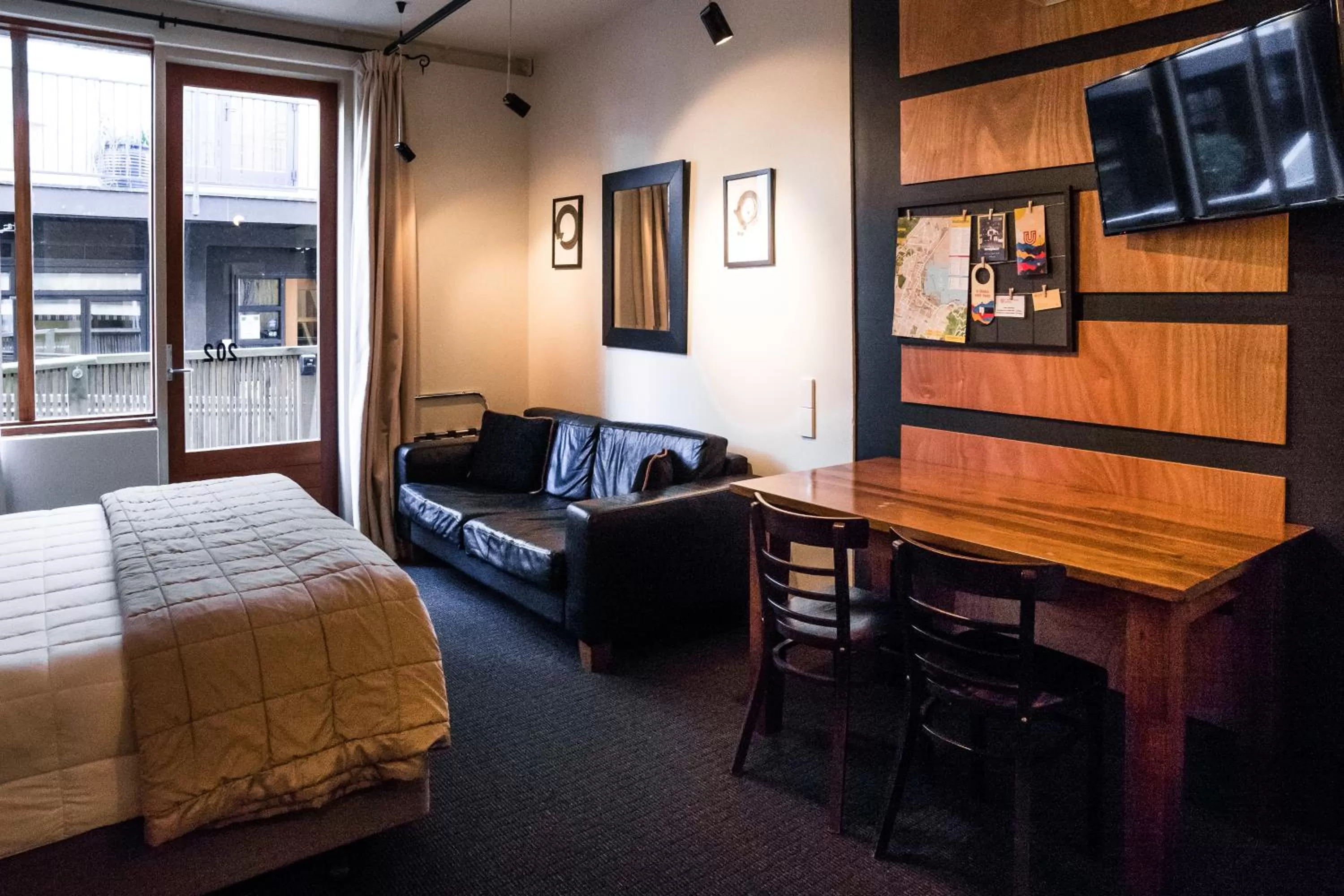 Seating area in U Boutique Hotel, SureStay Collection by BW