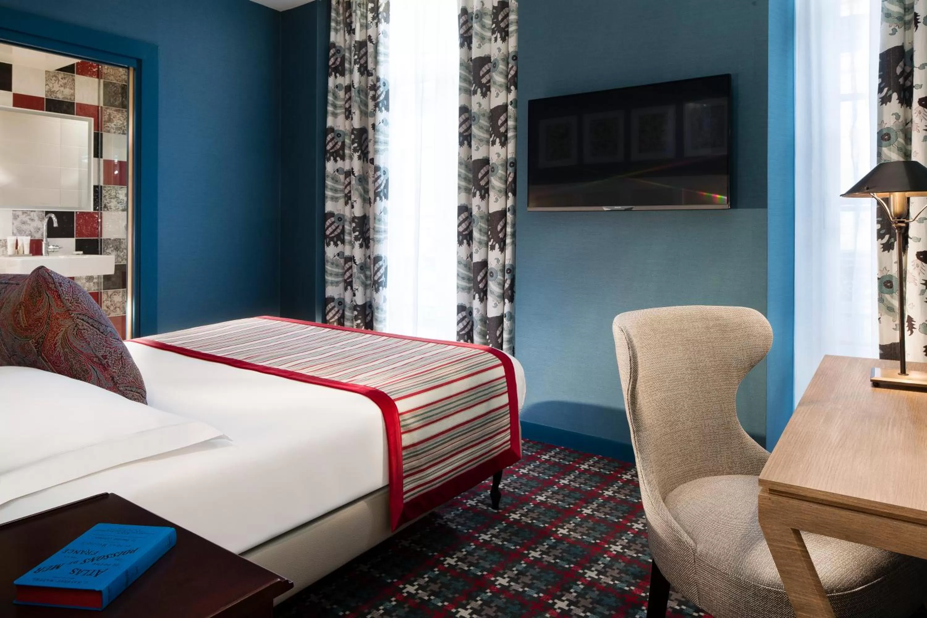 Day, Bed in Les Tournelles