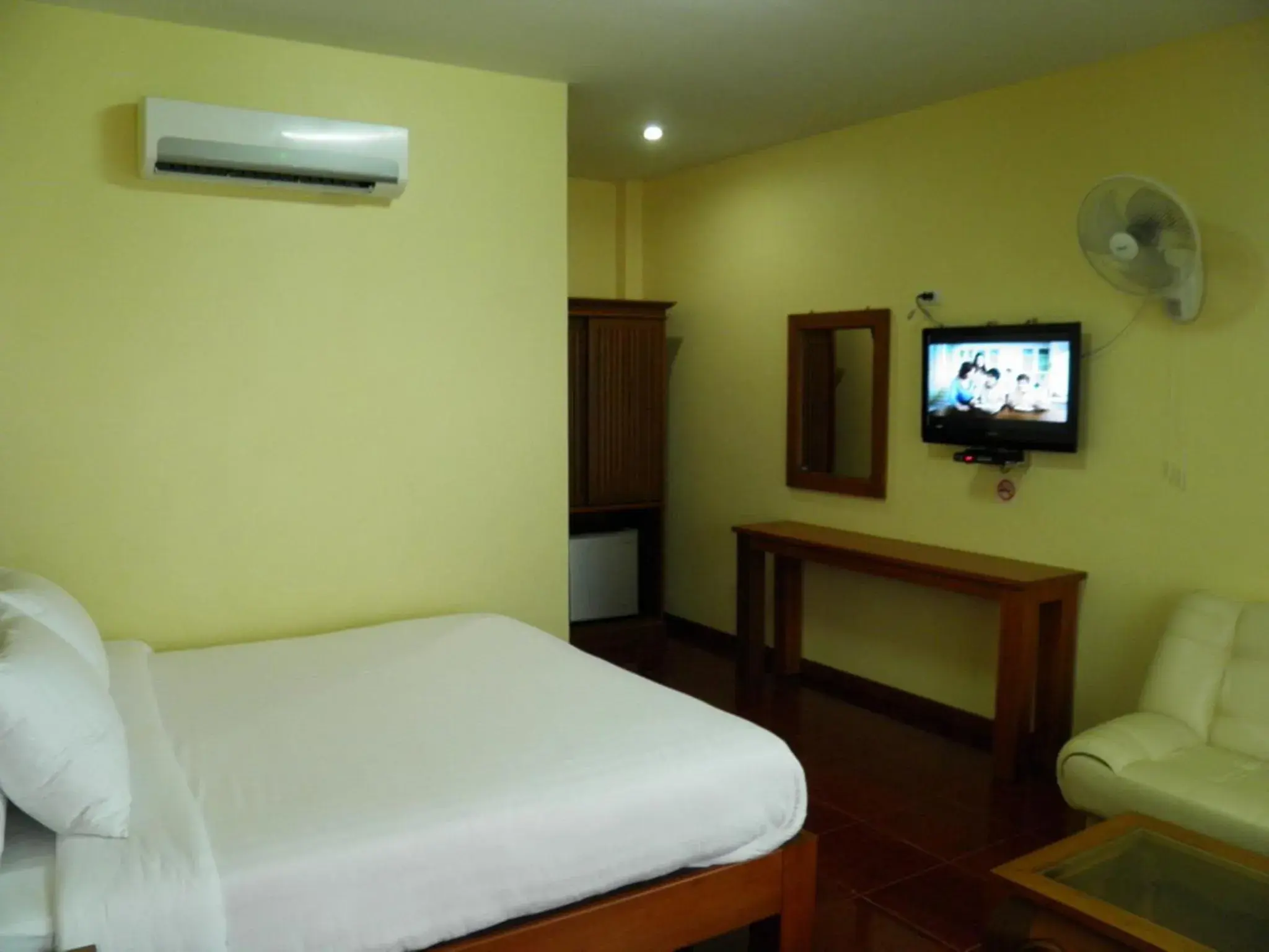 Standard Double Room in Ruen Narisra Resort Standard Double Room in Ruen Narisra Resort
