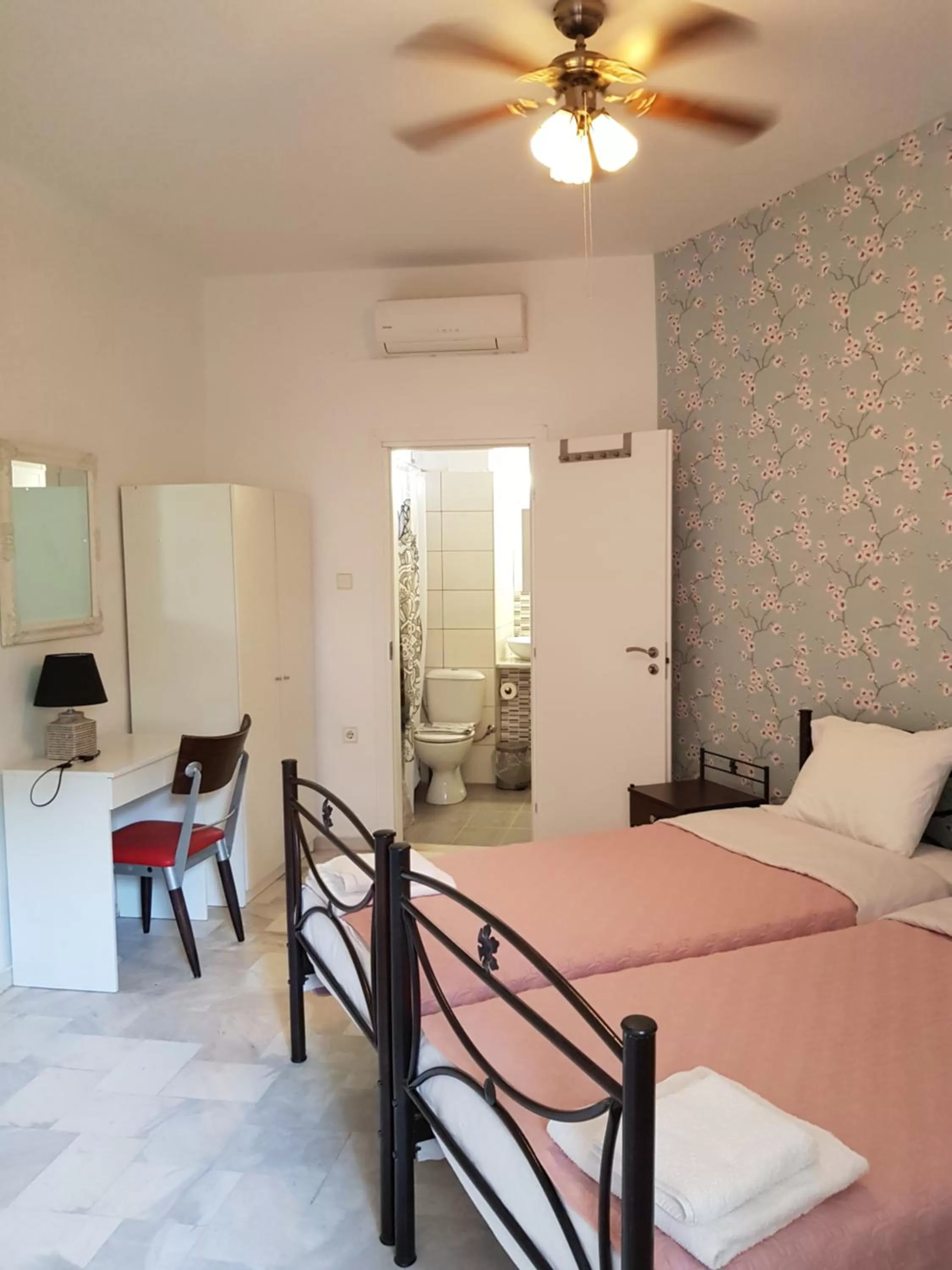 Other, Bed in Nomads Rooms