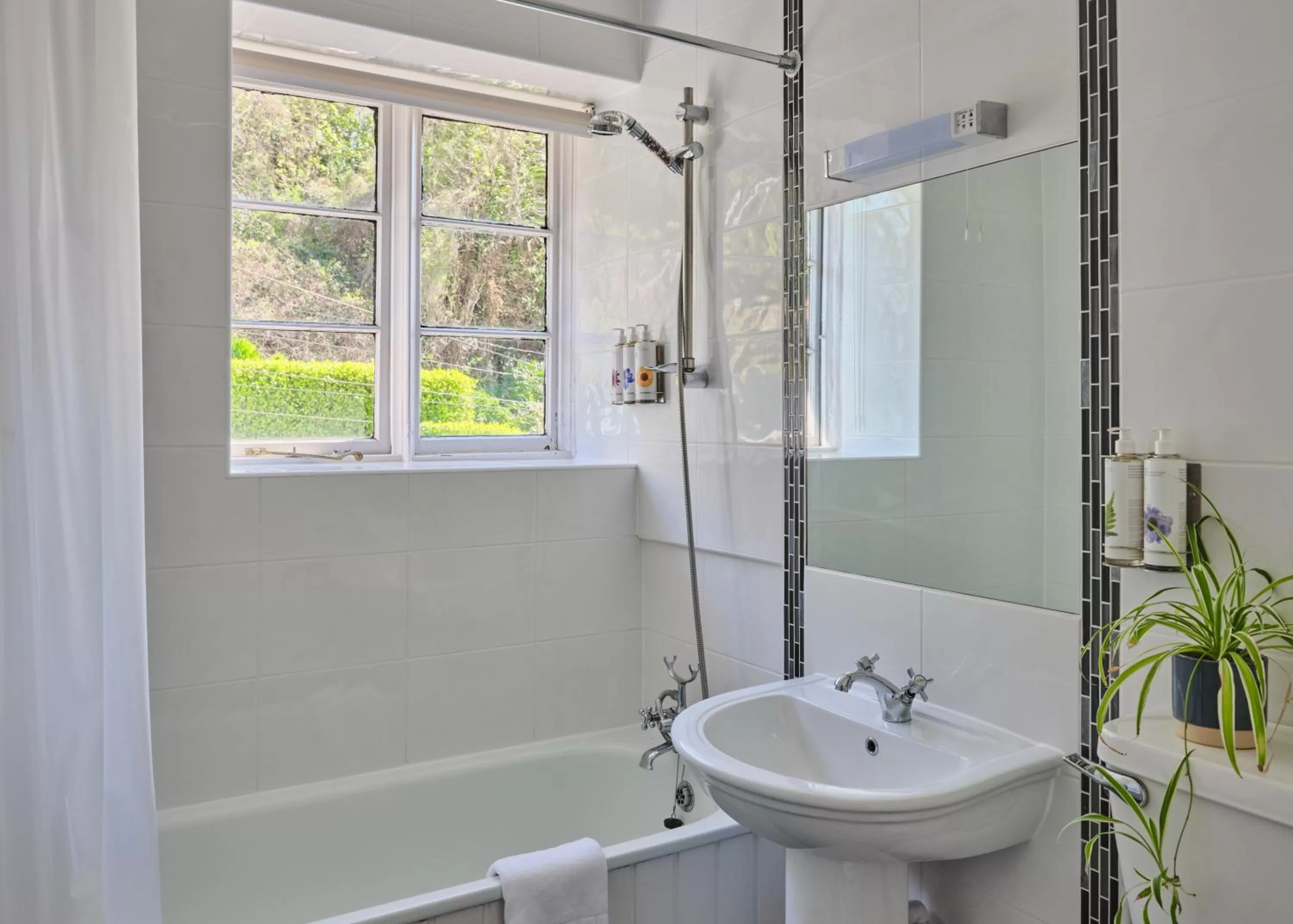 Bathroom in The Old Ferry Inn