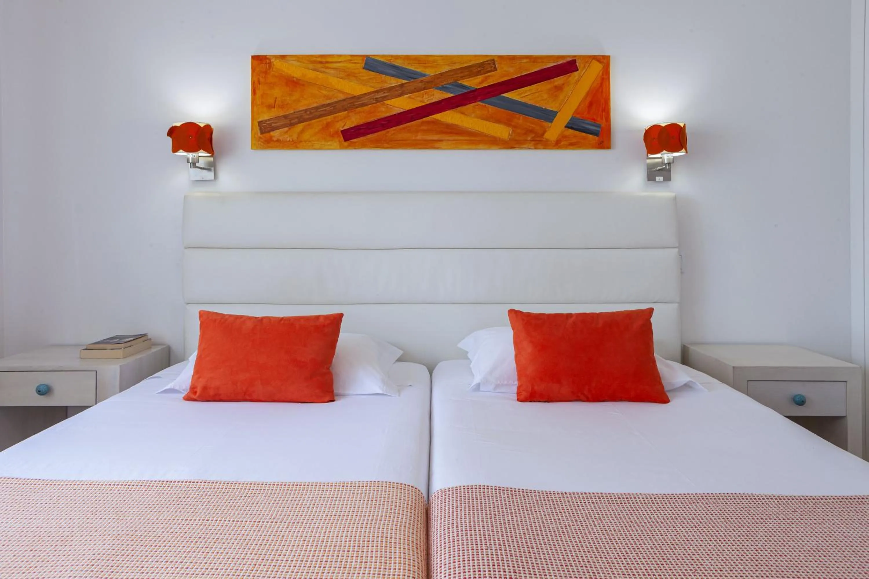 Bedroom, Bed in Boutique Hotel Casa do Outeiro - Arts & Crafts