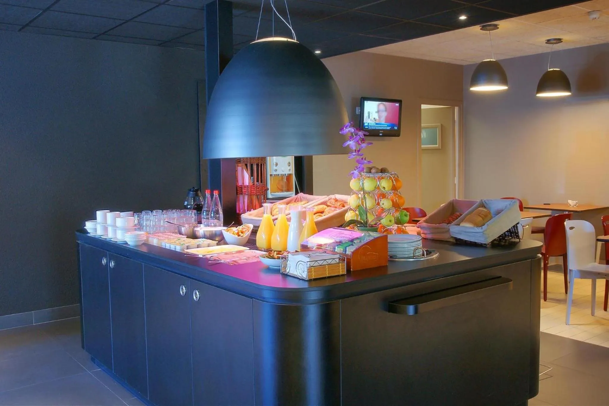 Food and drinks in Campanile Créteil Centre