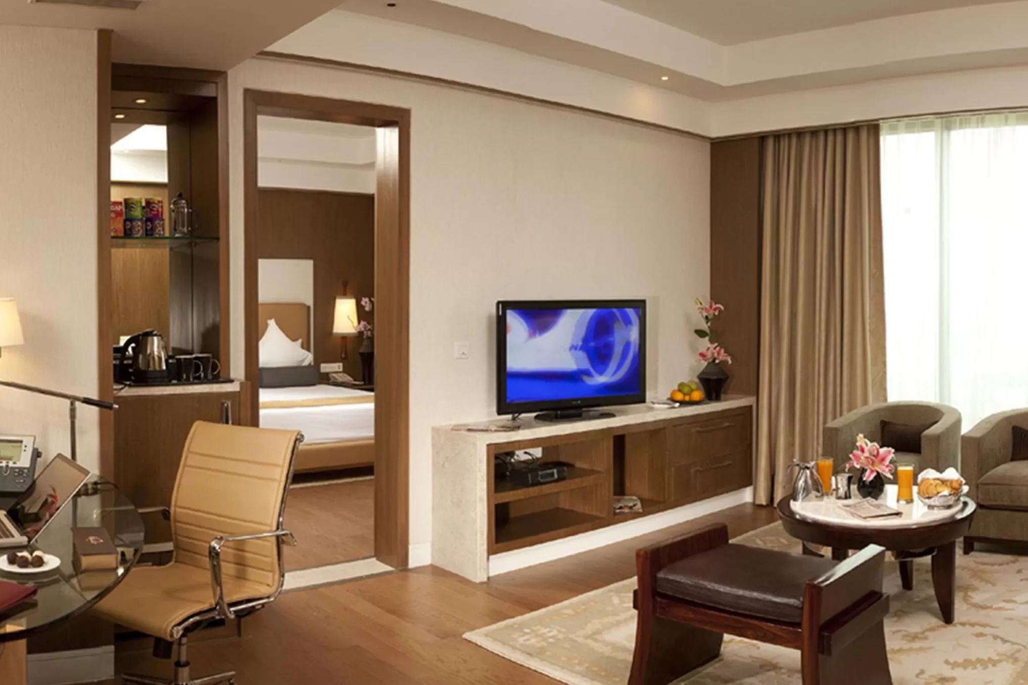 Photo of the whole room, Bed in Crowne Plaza New Delhi Okhla by IHG