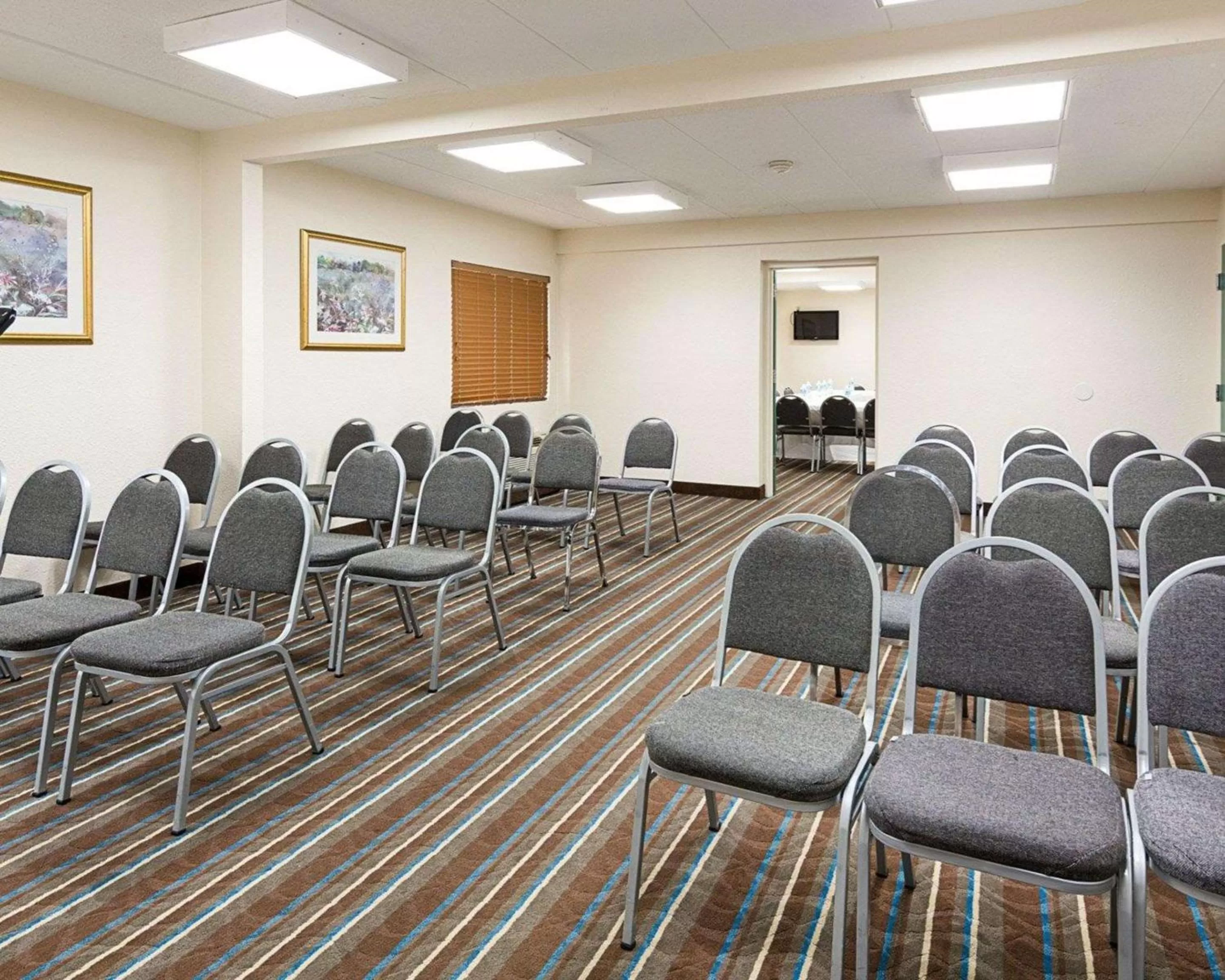 On site in Comfort Inn Oxon Hill - National Harbor