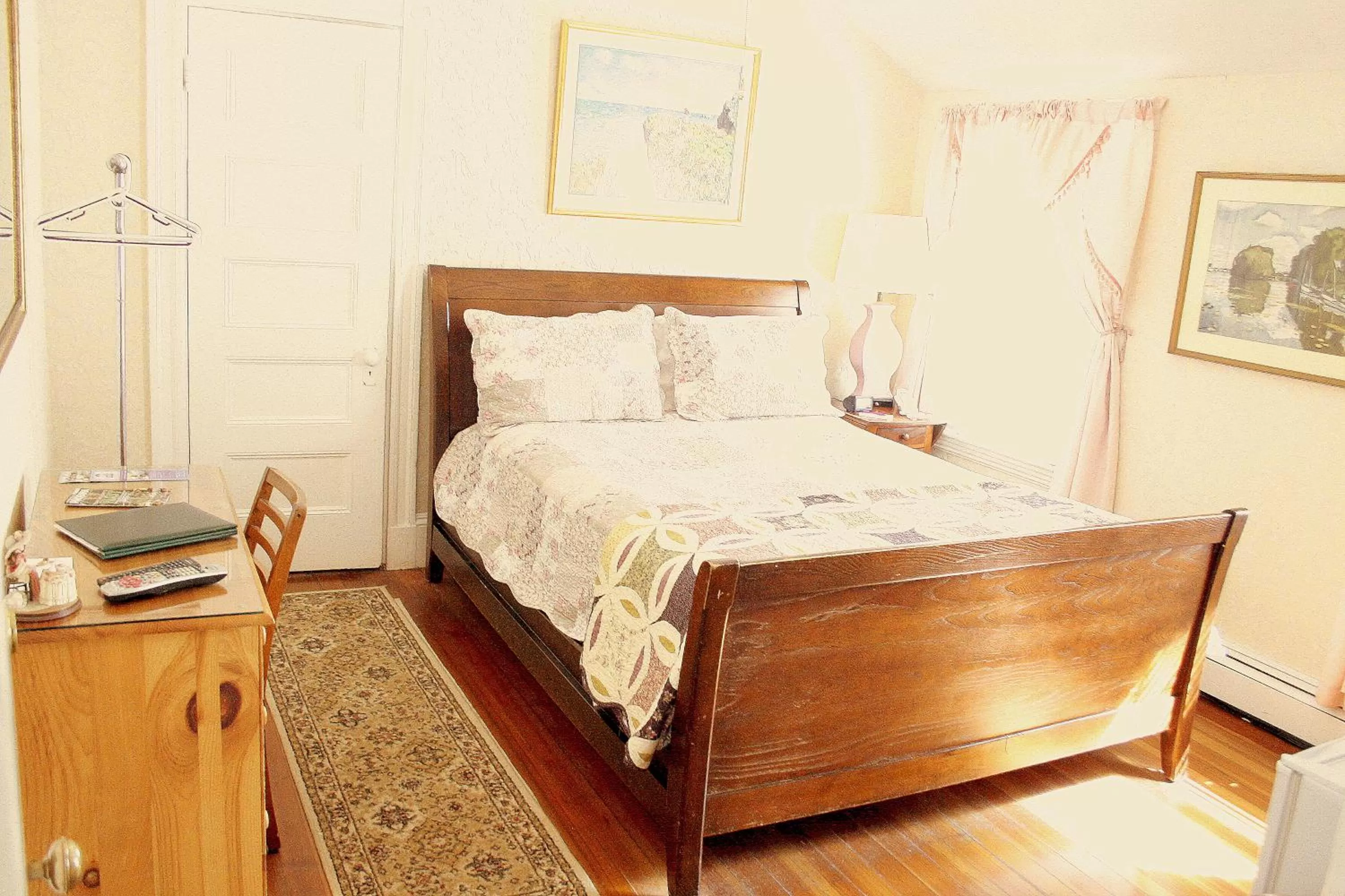 Photo of the whole room, Bed in The Coolidge Corner Guest House: A Brookline Bed and Breakfast