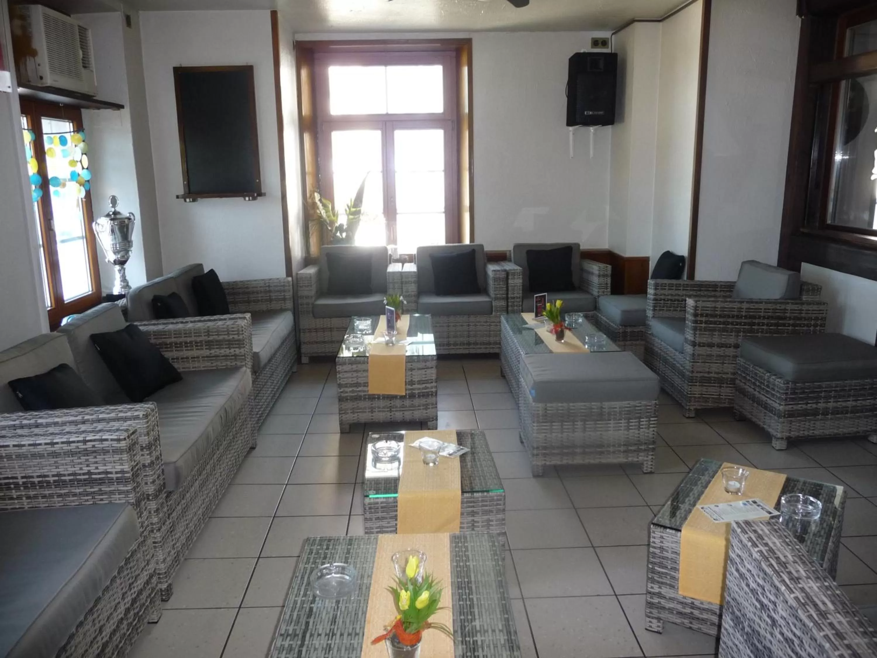 Communal lounge/ TV room in Gasthof zum Falken