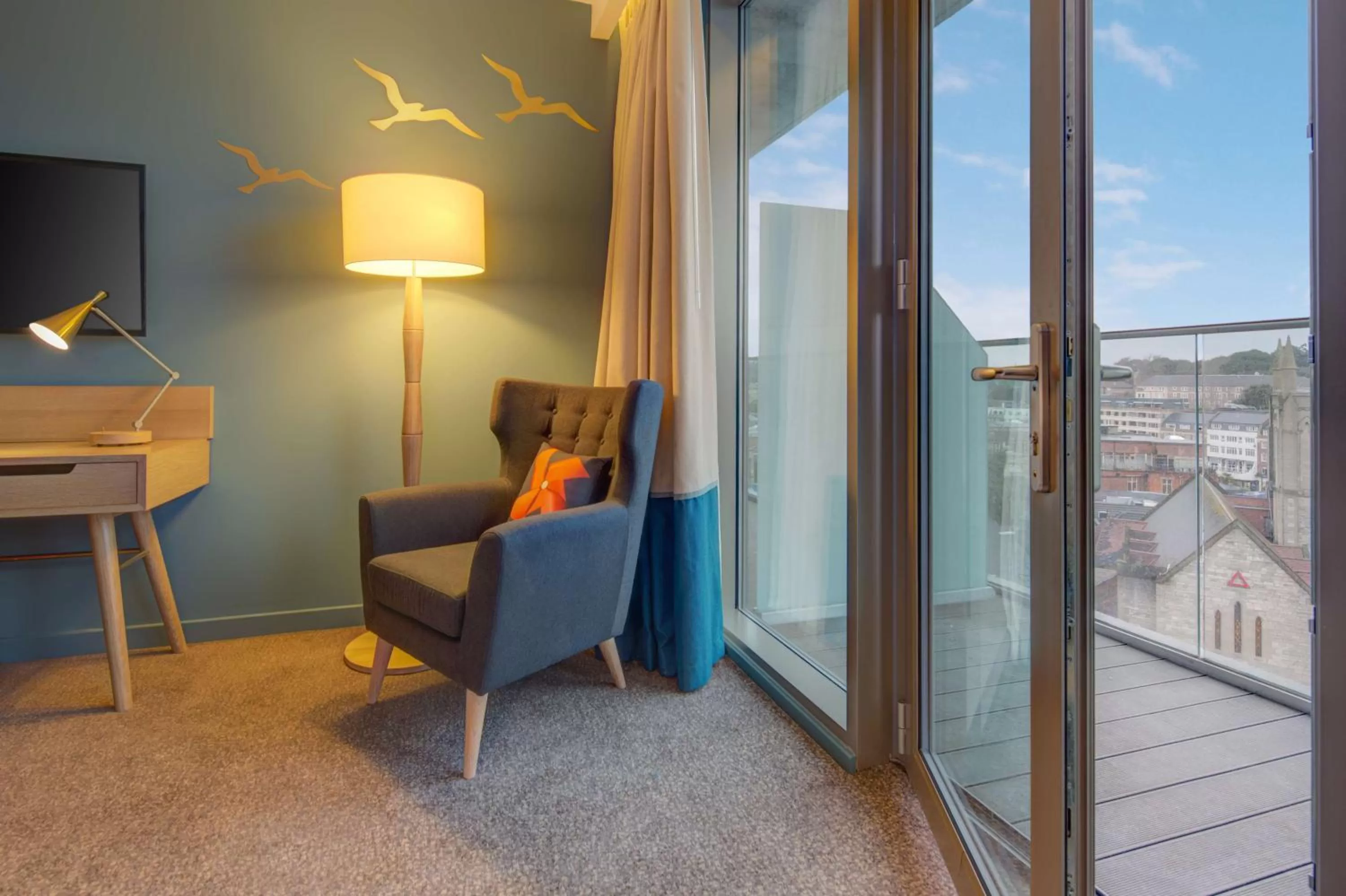 Bed in Hilton Bournemouth