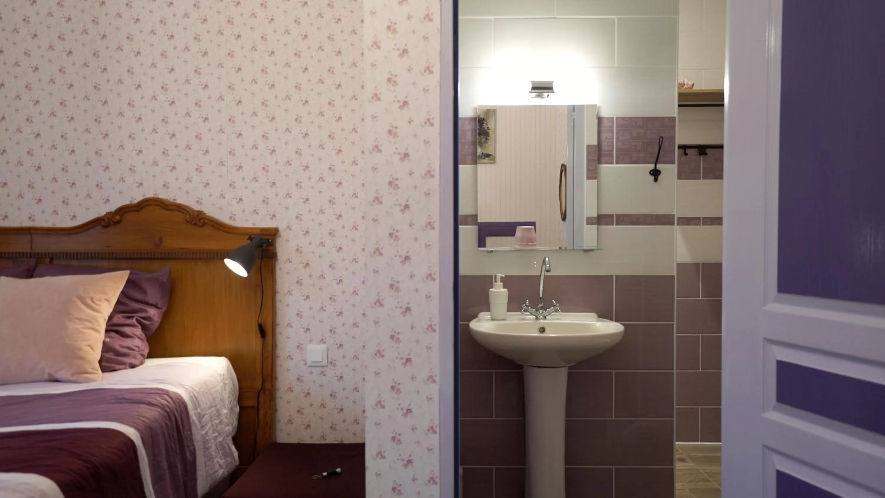 Bathroom in Au Chapitre