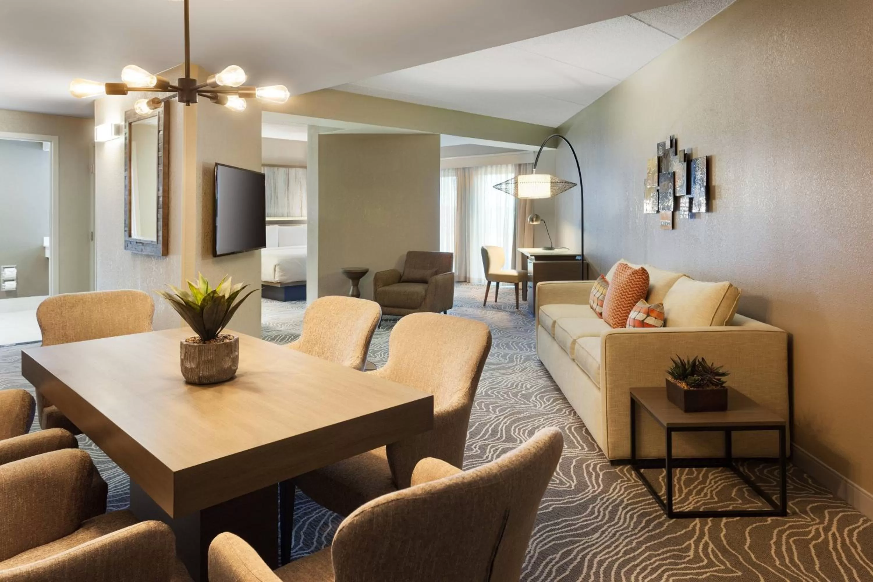 Bedroom in Marriott Savannah Riverfront