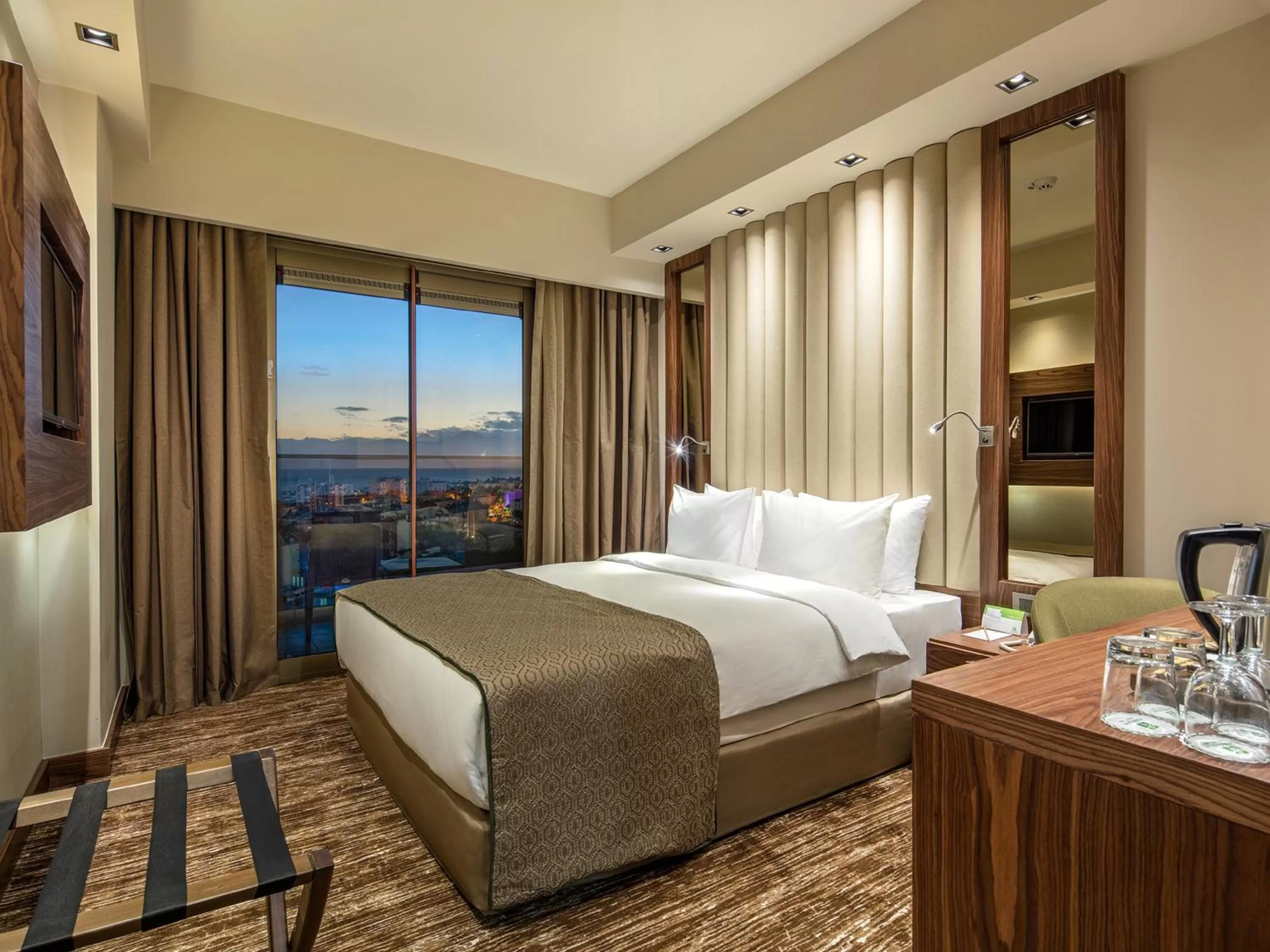 Photo of the whole room, Bed in Holiday Inn Antalya - Lara by IHG