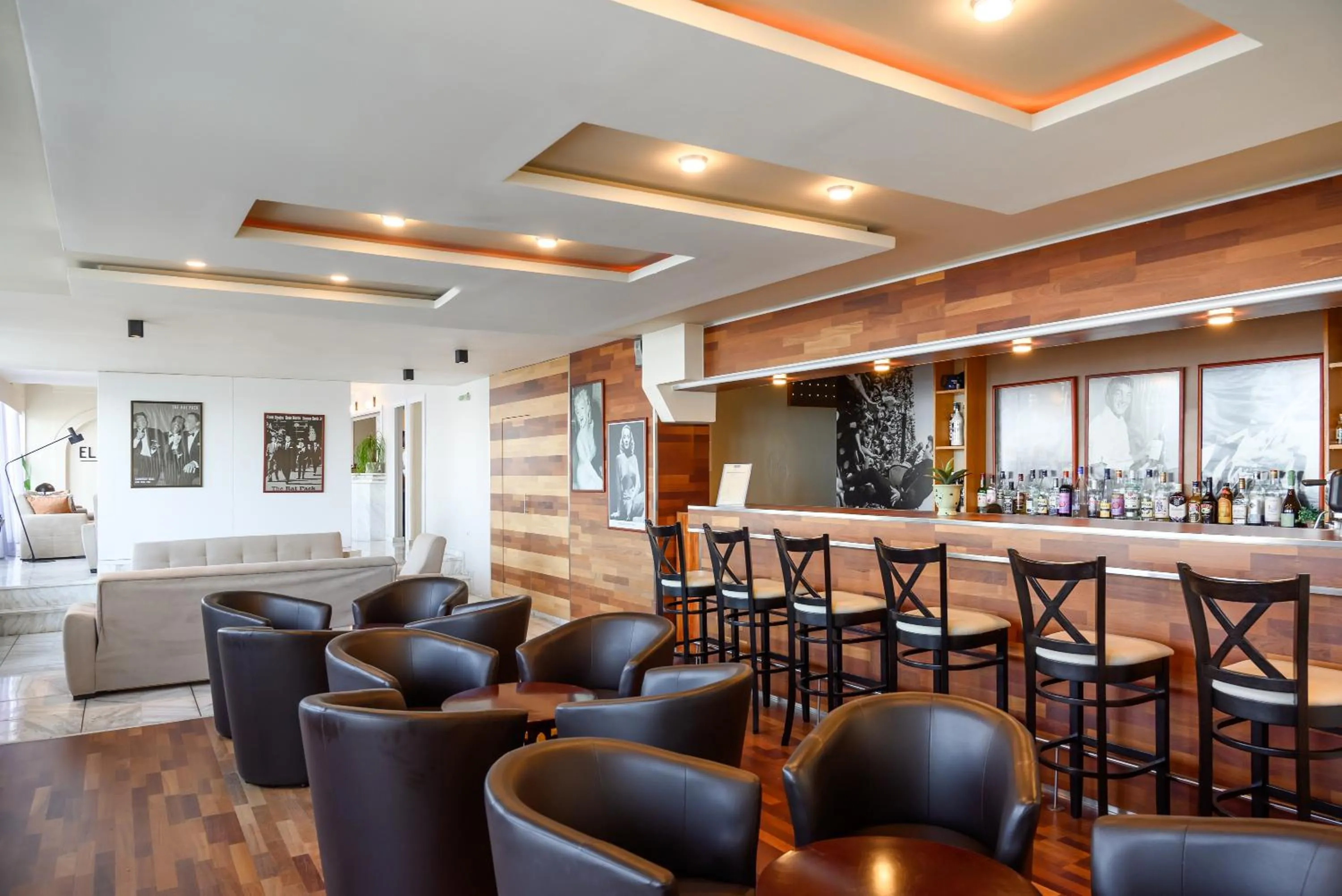 Lounge or bar in El Greco Hotel