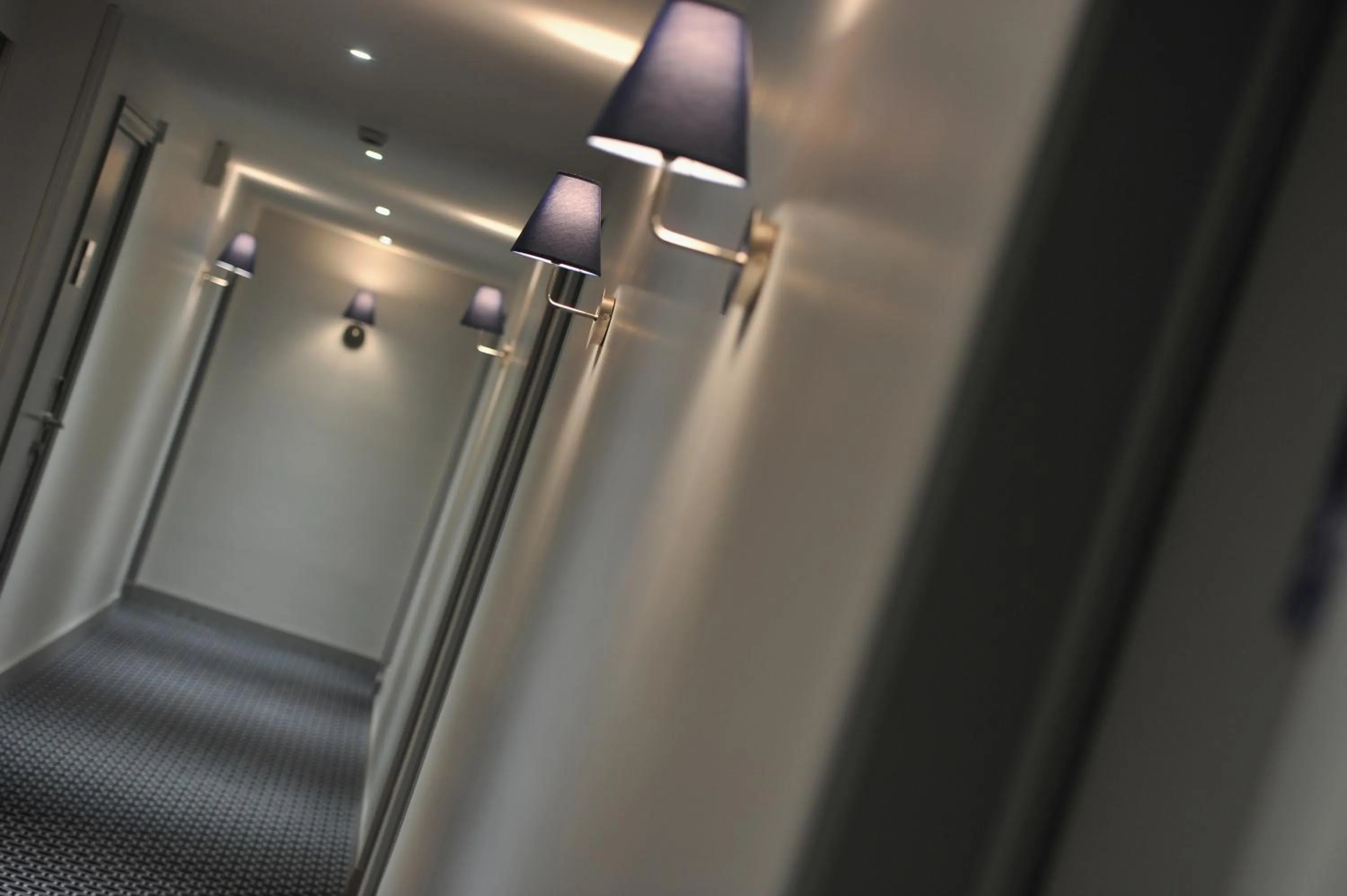 Lobby or reception in Mercure Paris Saint Cloud Hippodrome