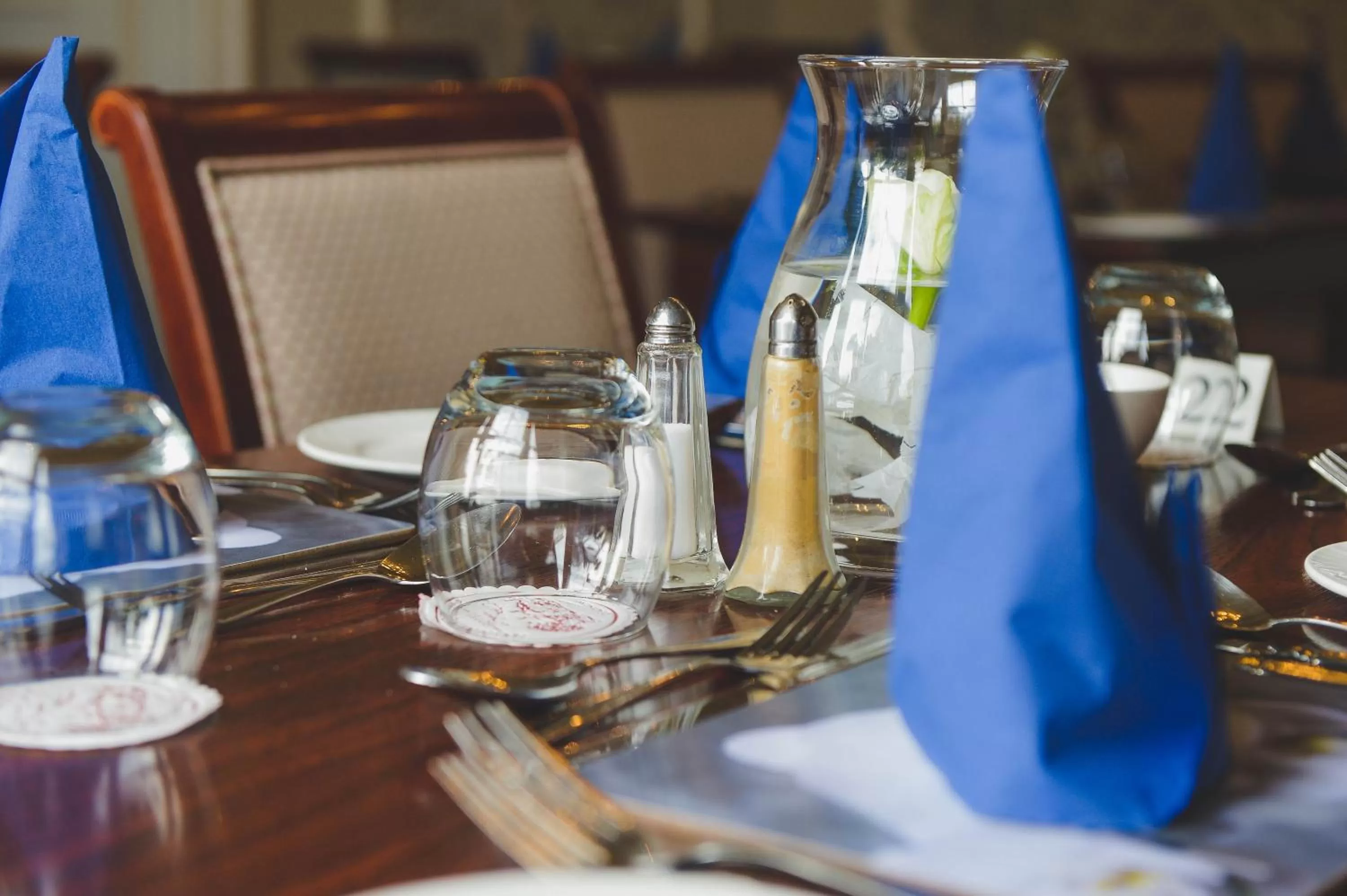 Dining area in Sunninghill Hotel