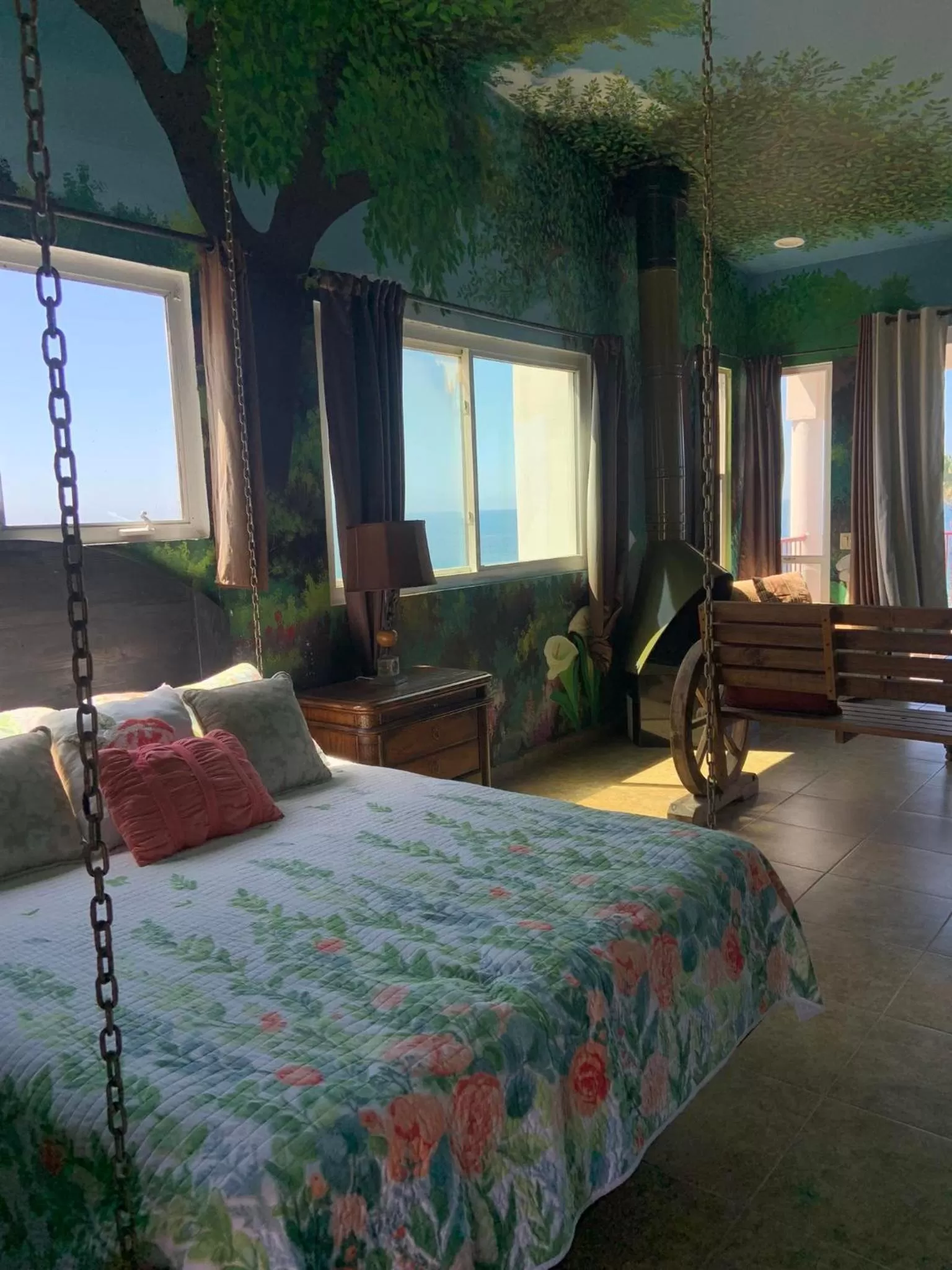 Bed in Poco Cielo Hotel