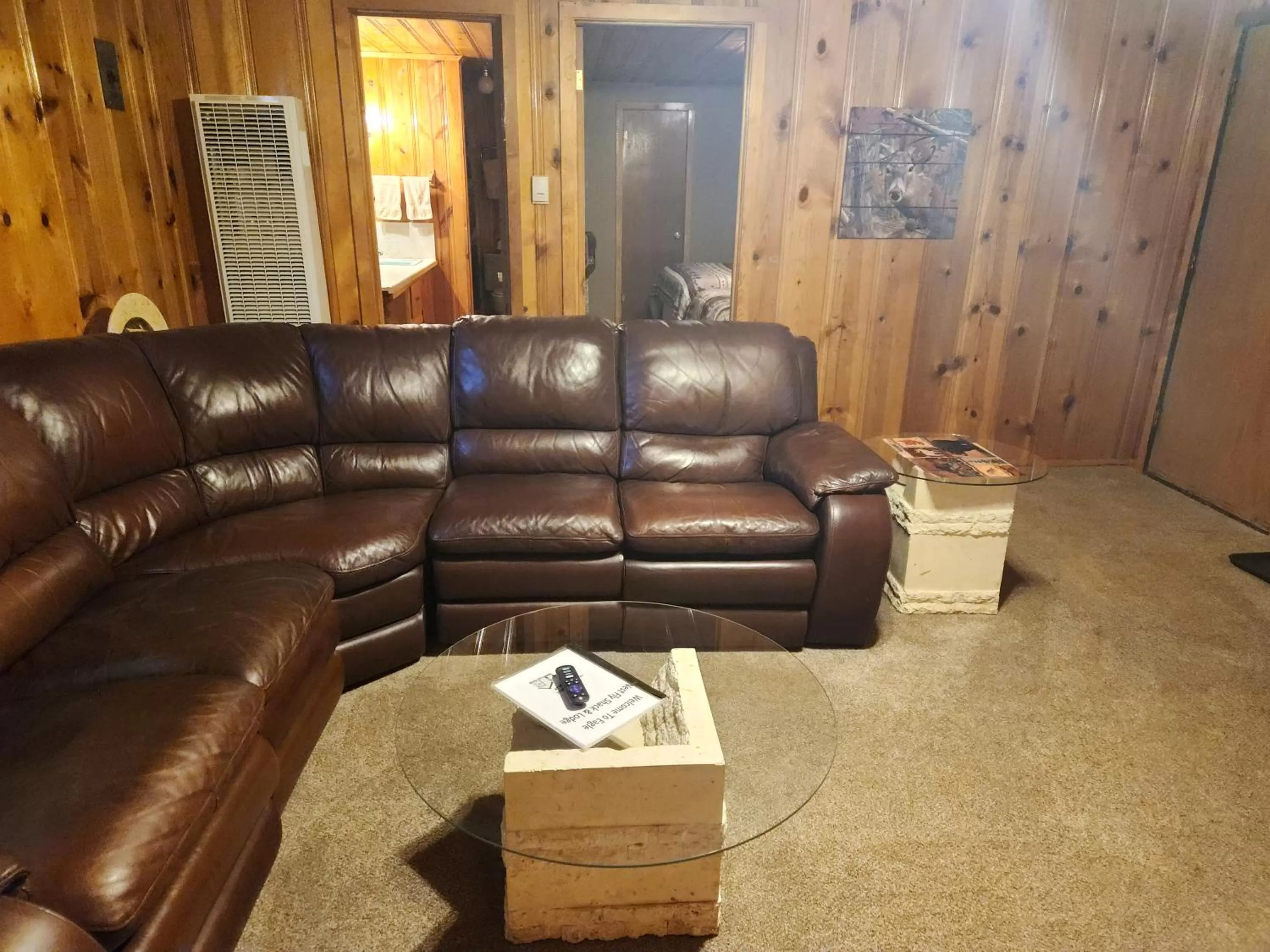 Living room in Eagle Nest Fly Shack & Lodge