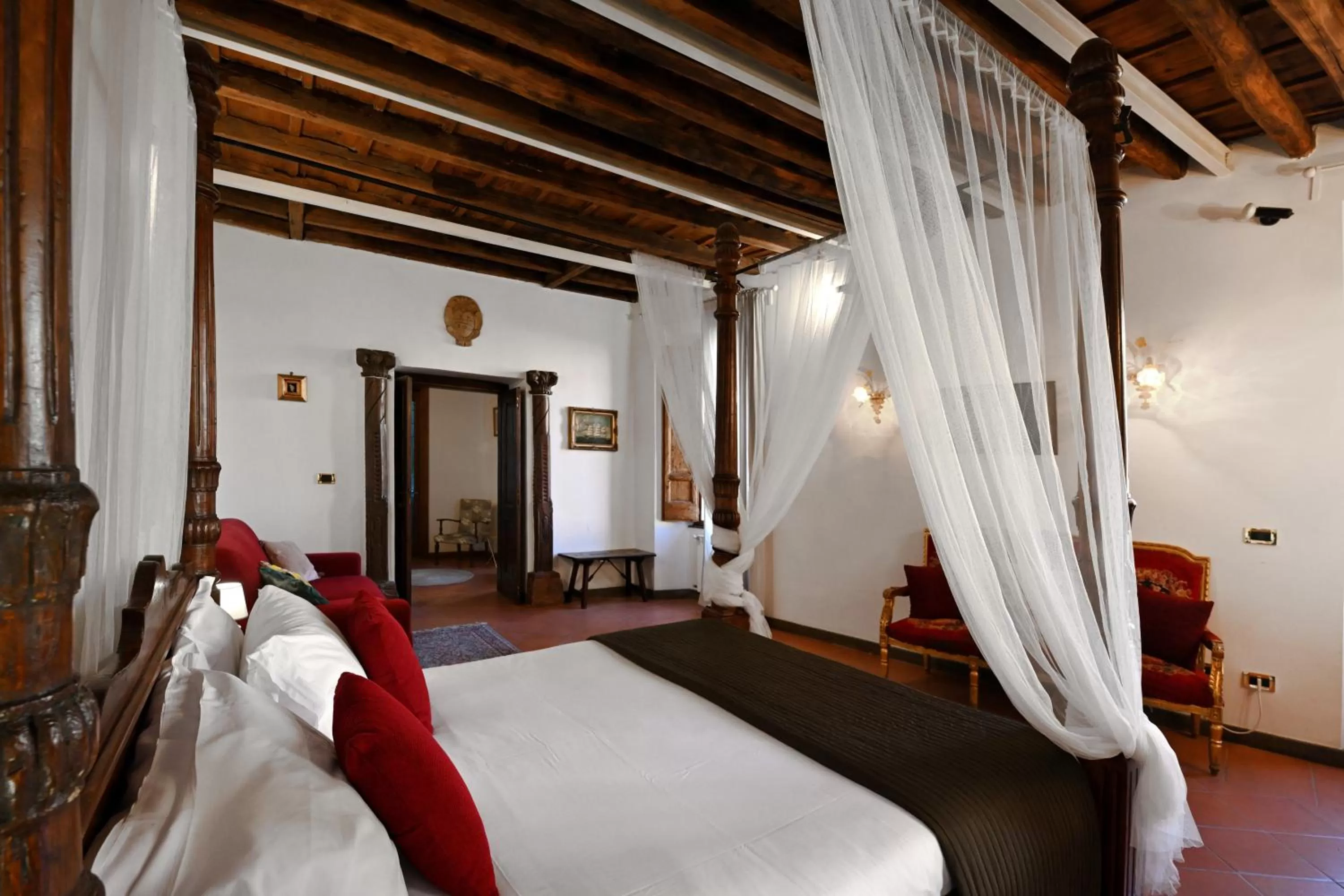 Bed in Vicolo dell'Aquila - Residenze Romanae