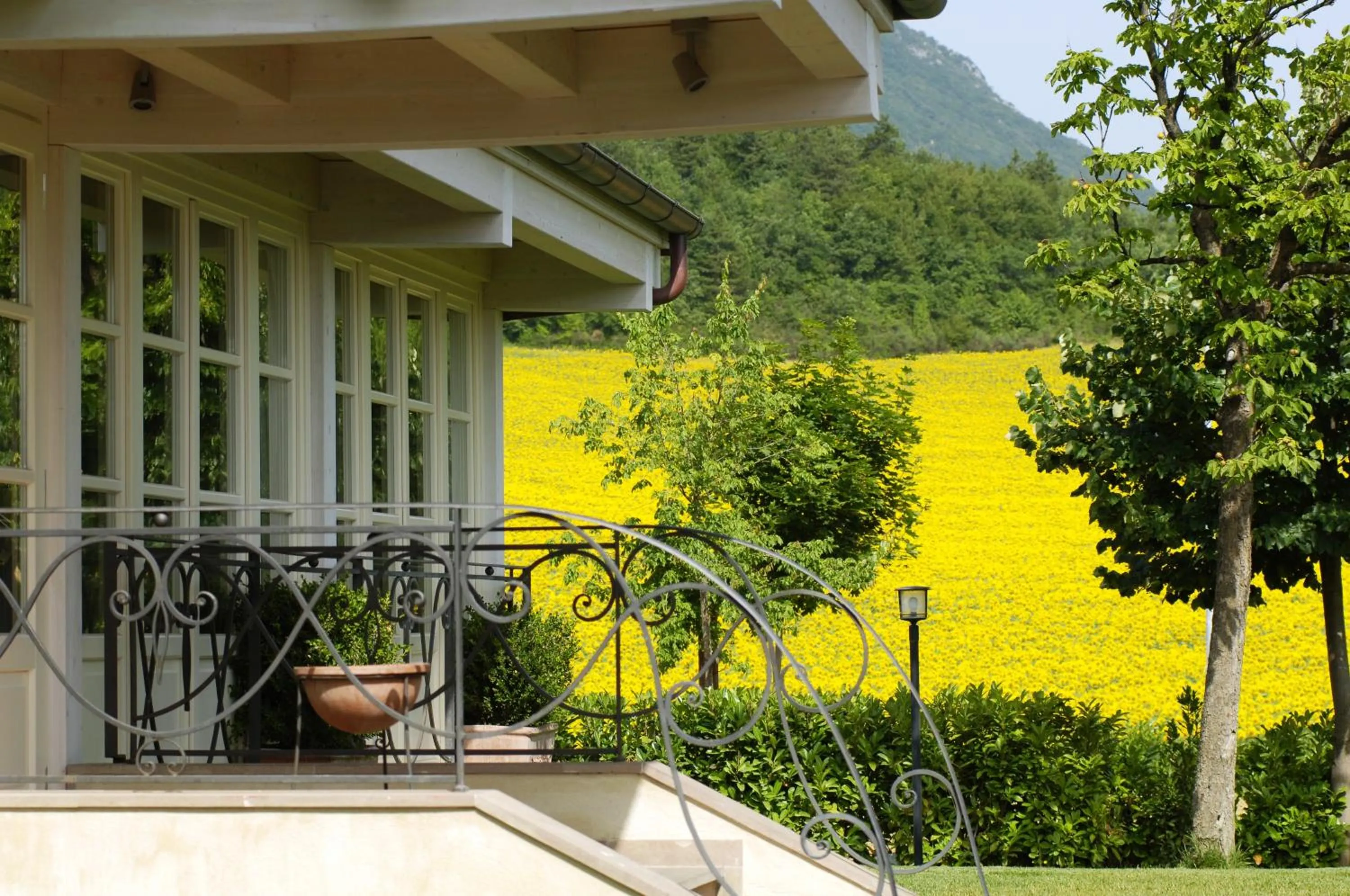 Facade/entrance in Relais Villa Fornari