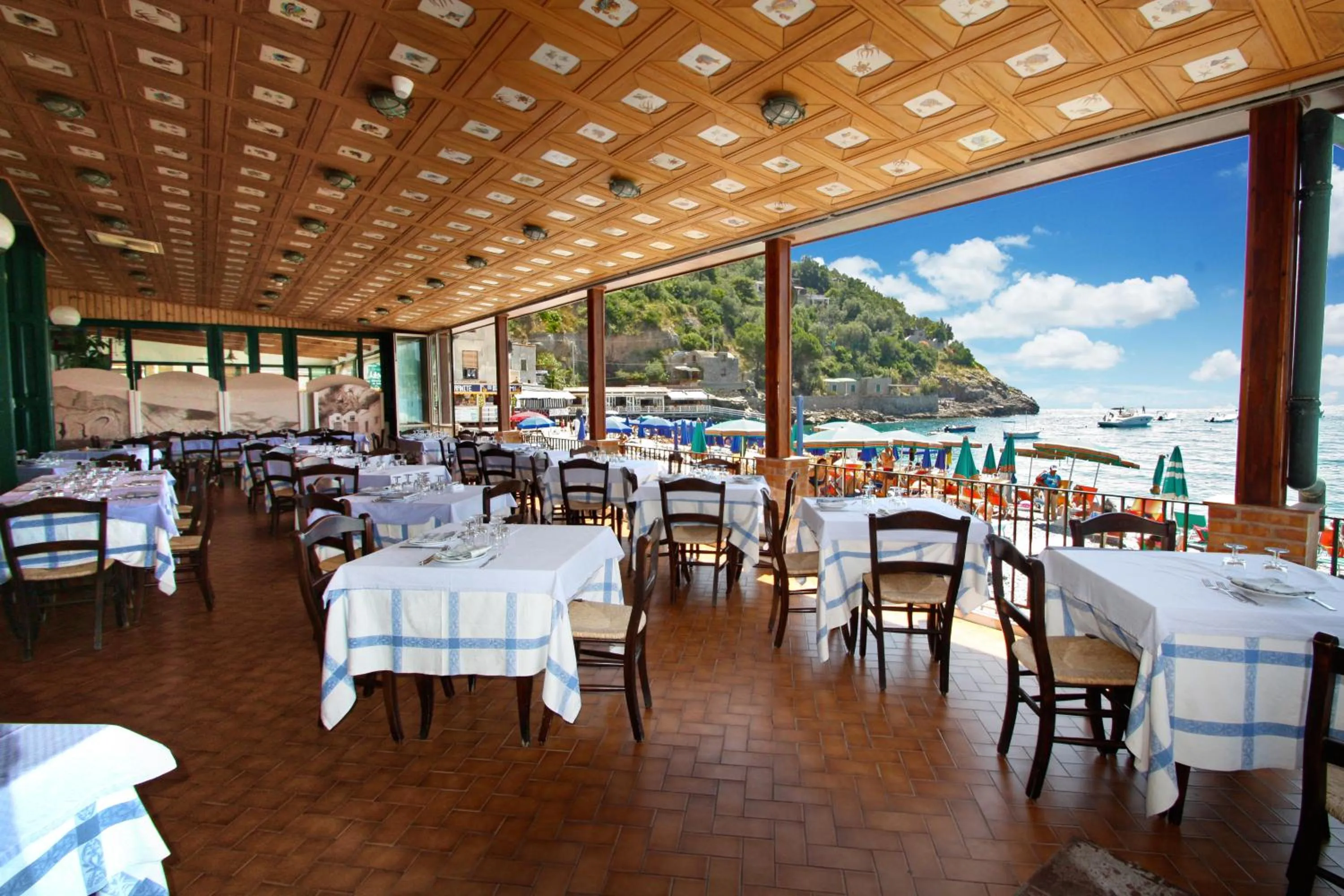 Restaurant/places to eat in Hotel La Certosa