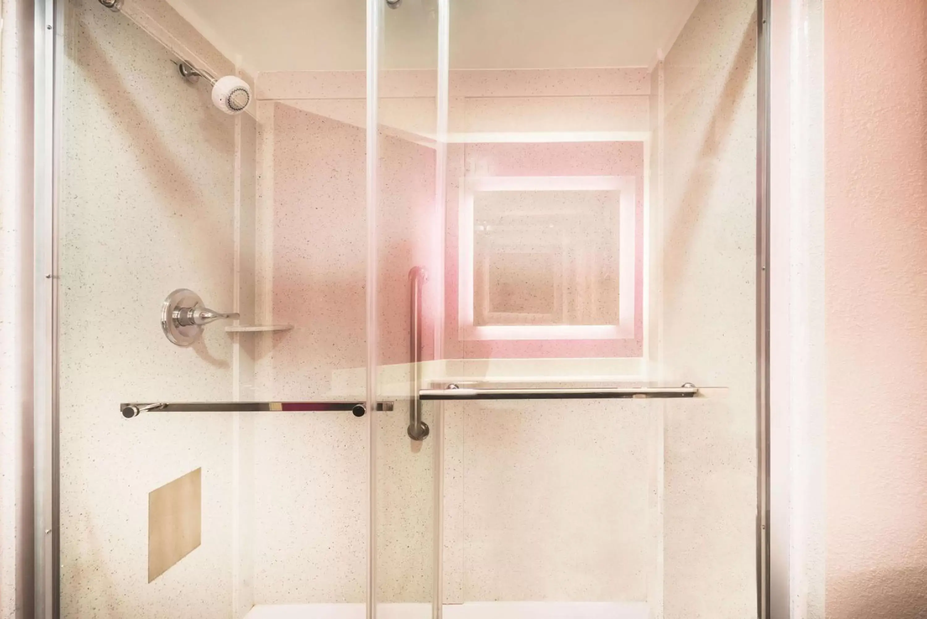 One-Bedroom King Suite with Sofa Bed - Non-Smoking in La Quinta by Wyndham Chattanooga-Hamilton Place One-Bedroom King Suite with Sofa Bed - Non-Smoking in La Quinta by Wyndham Chattanooga-Hamilton Place