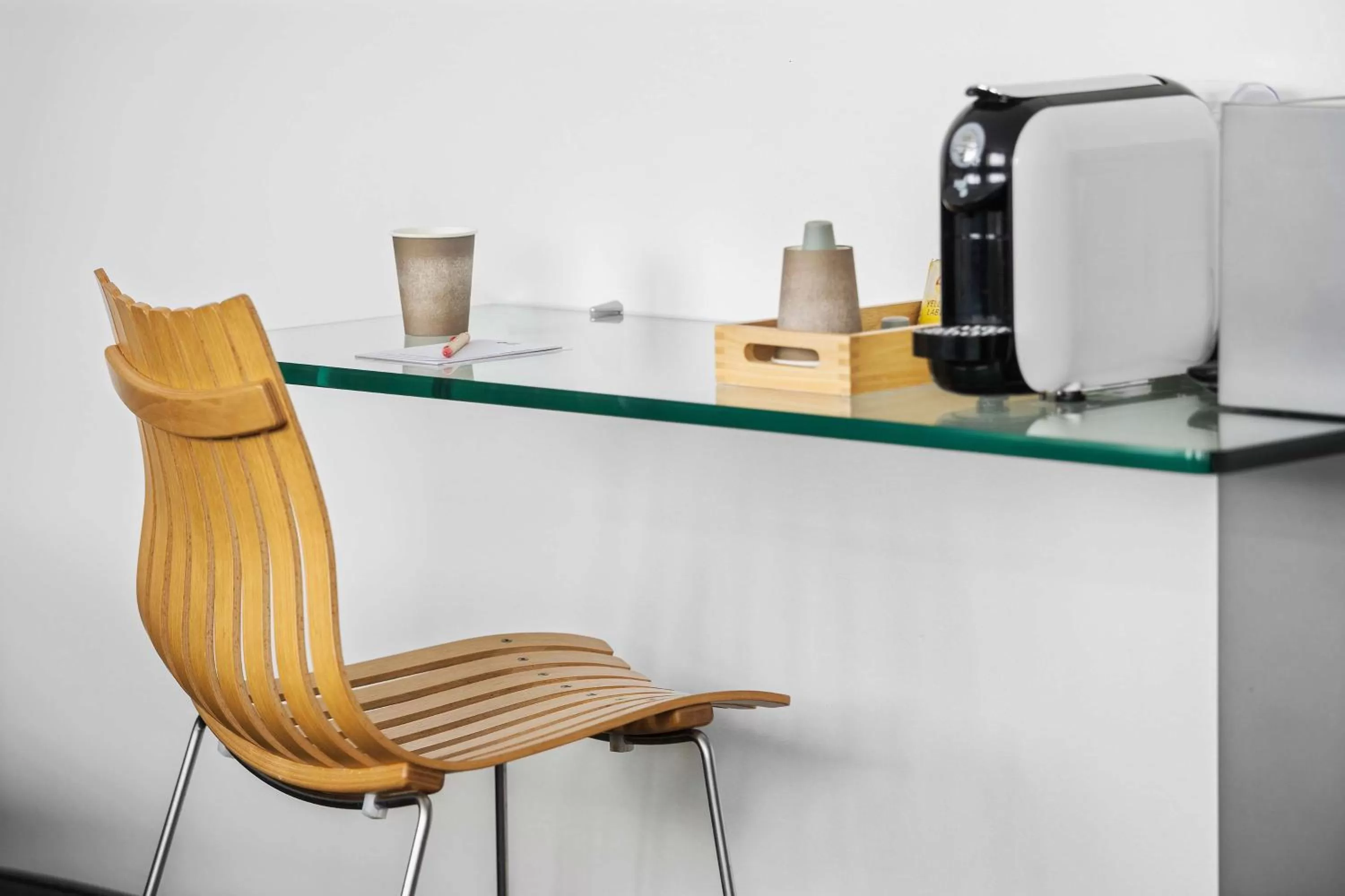 Bedroom in Best Western Plus Airport Hotel