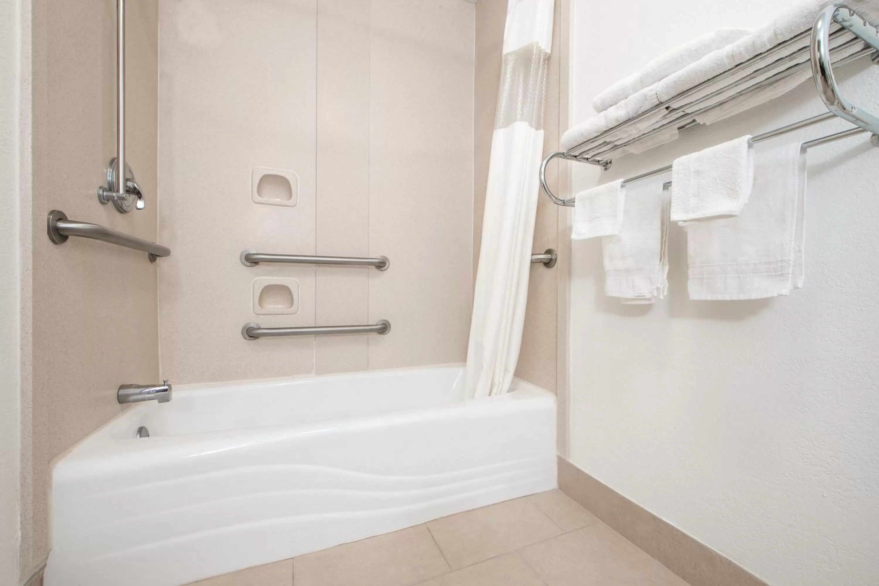 Quality Inn & Suites Clayton, NM