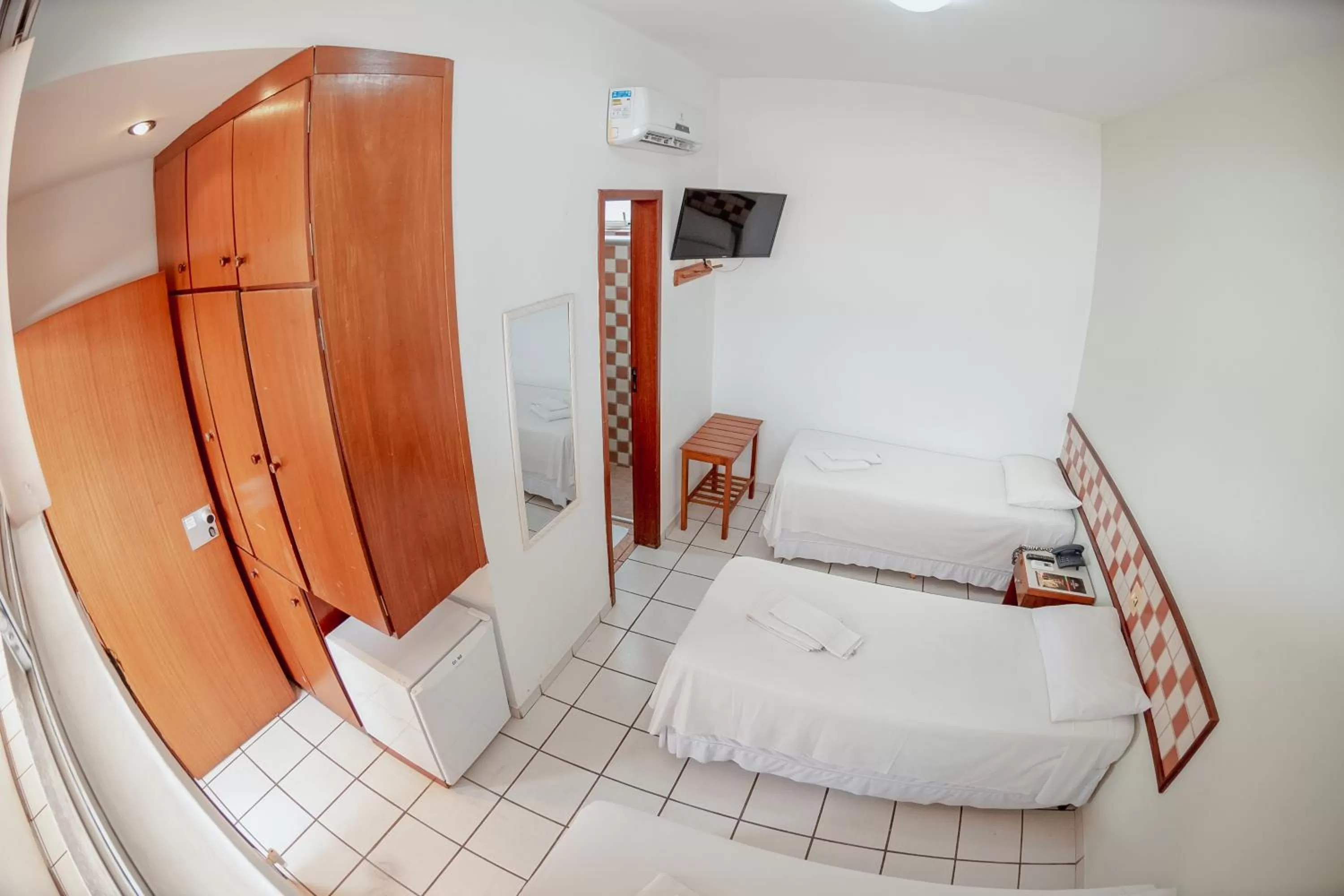 Photo of the whole room, Bathroom in Hotel Metropolitano