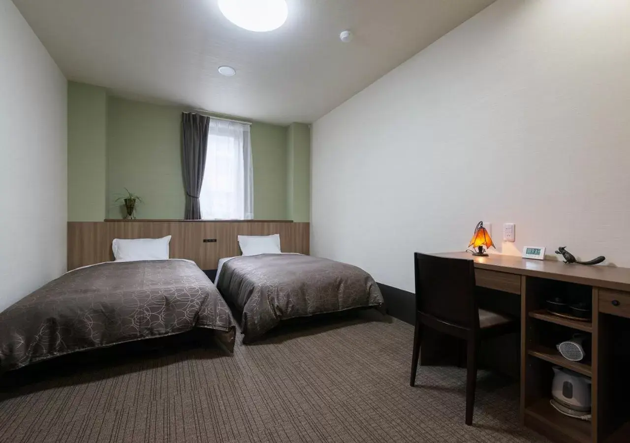 Twin Room - Disability Access - Non-Smoking in Credo Hotel Hakodate Twin Room - Disability Access - Non-Smoking in Credo Hotel Hakodate