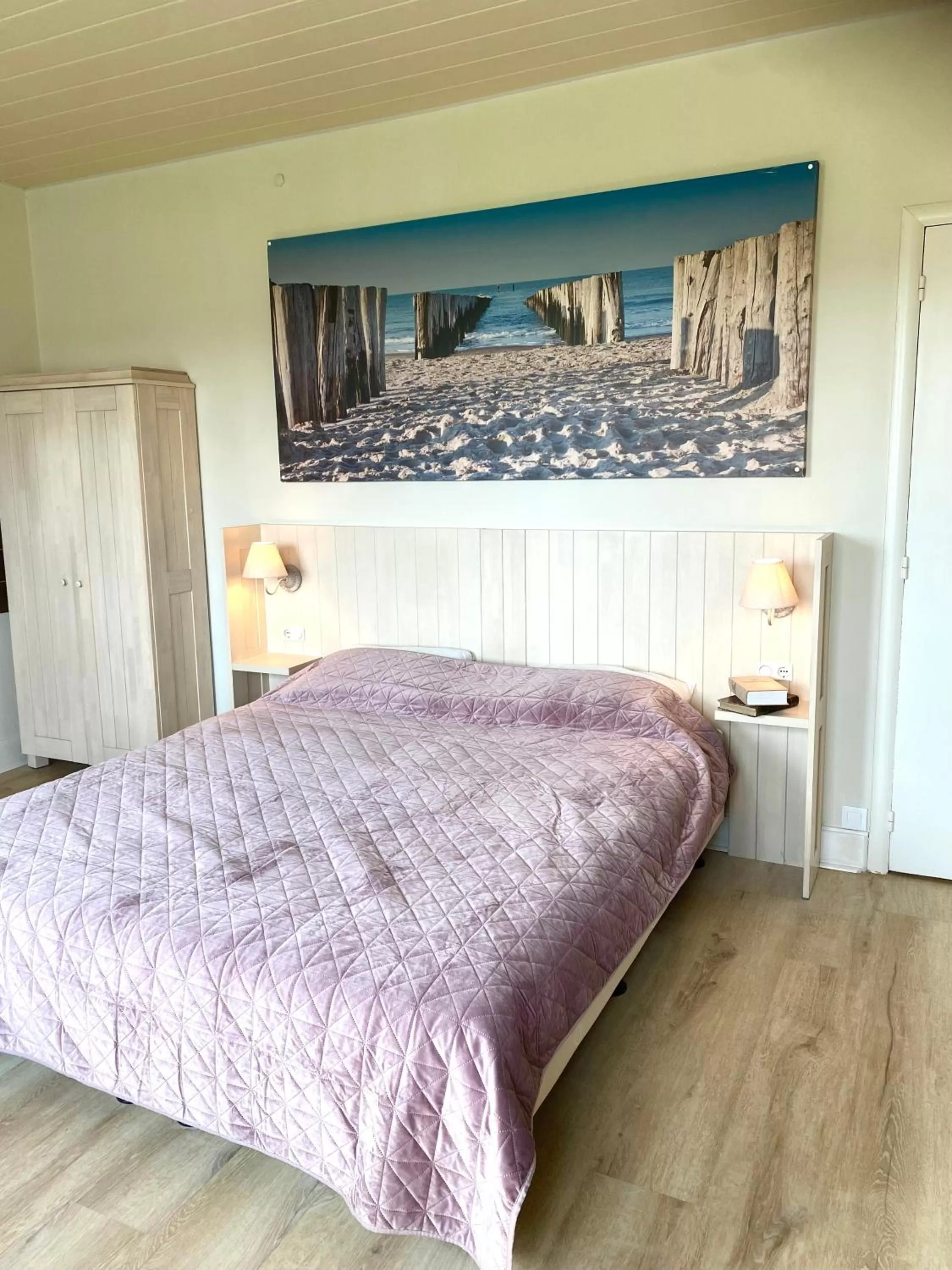 Bed in Villa La Dune - Ontbijt & parking inclusief