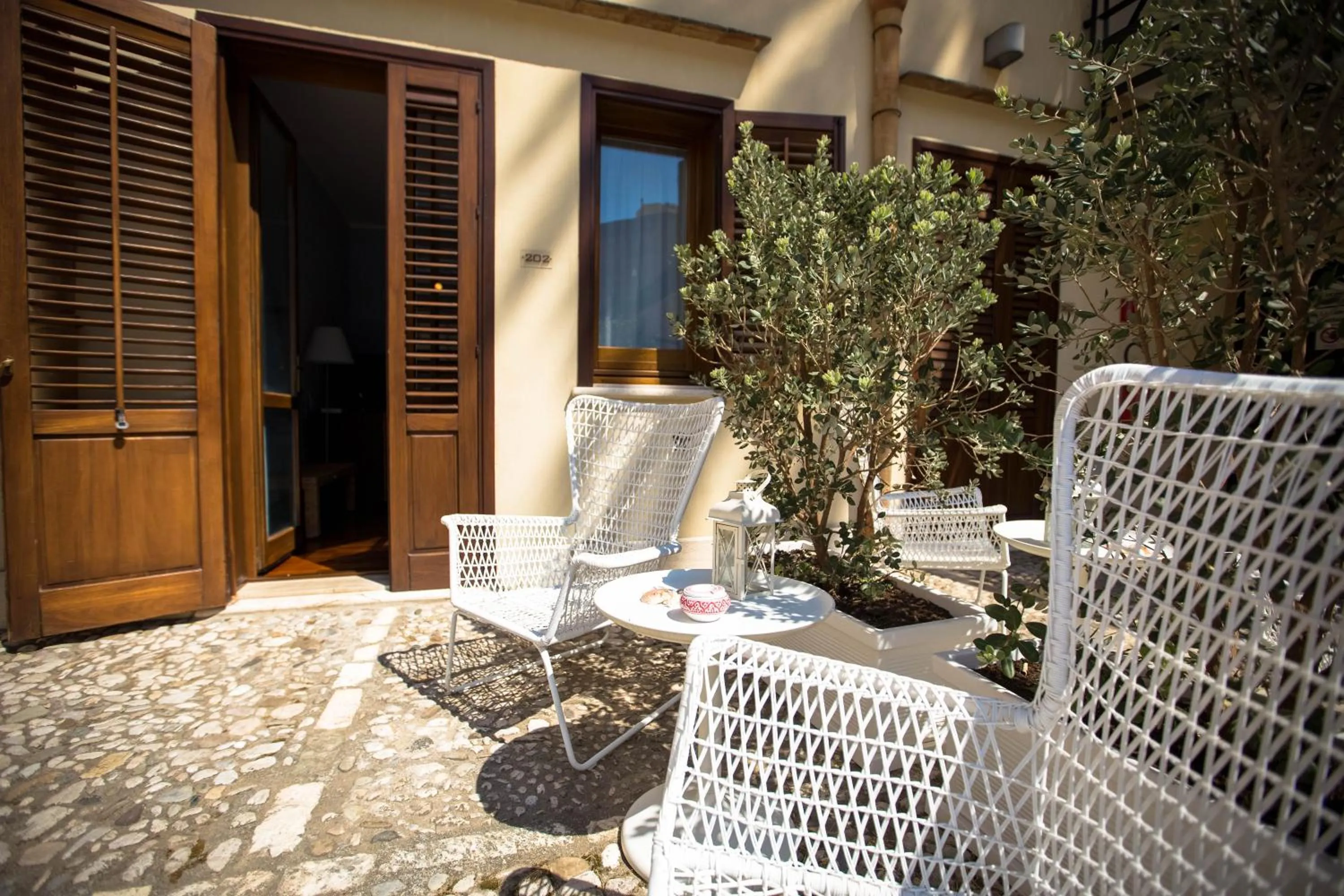 Patio in Hotel Cetarium