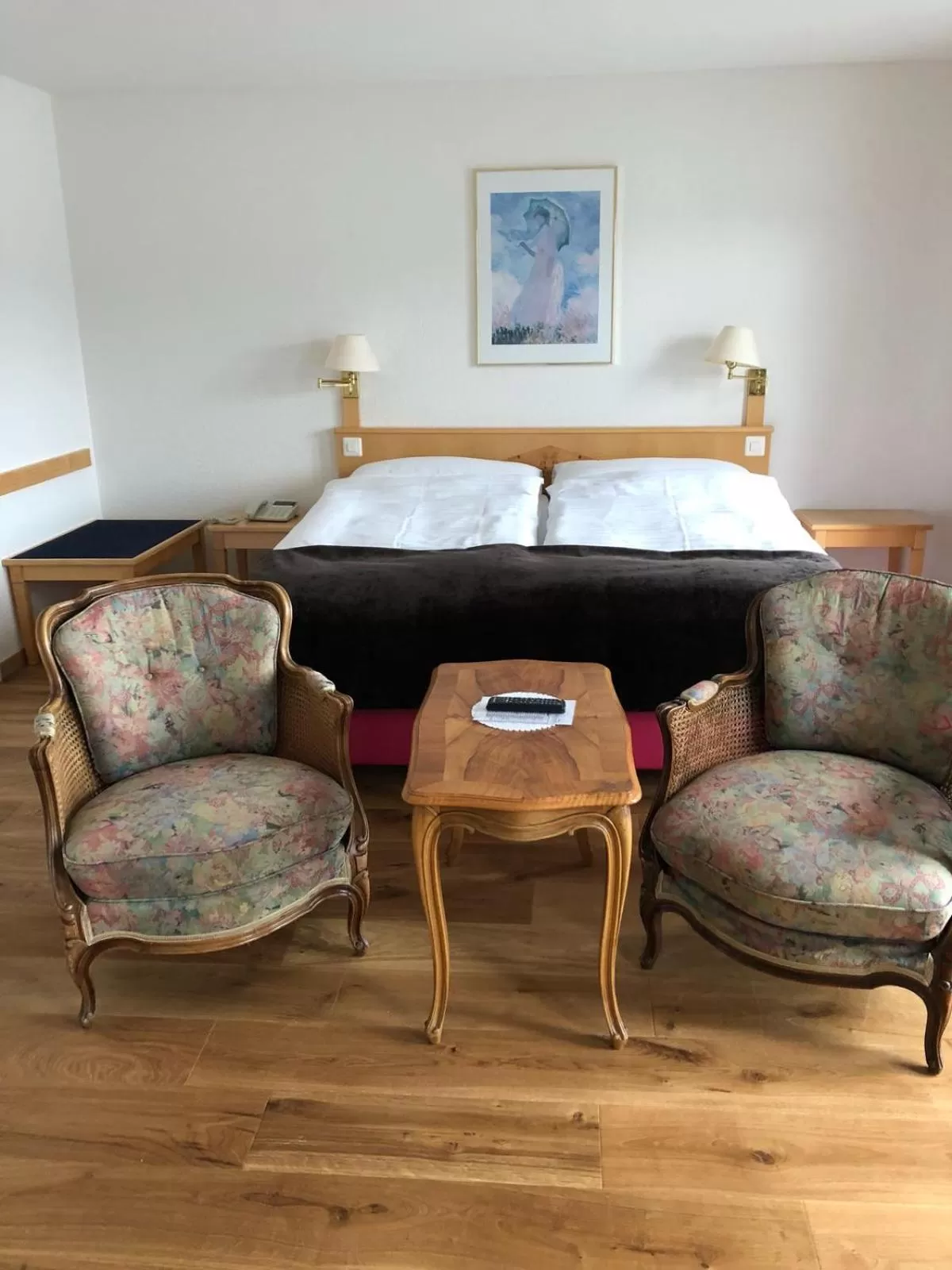 Bed, Seating Area in Garni-Hotel Frohburg - Beau Rivage Collection