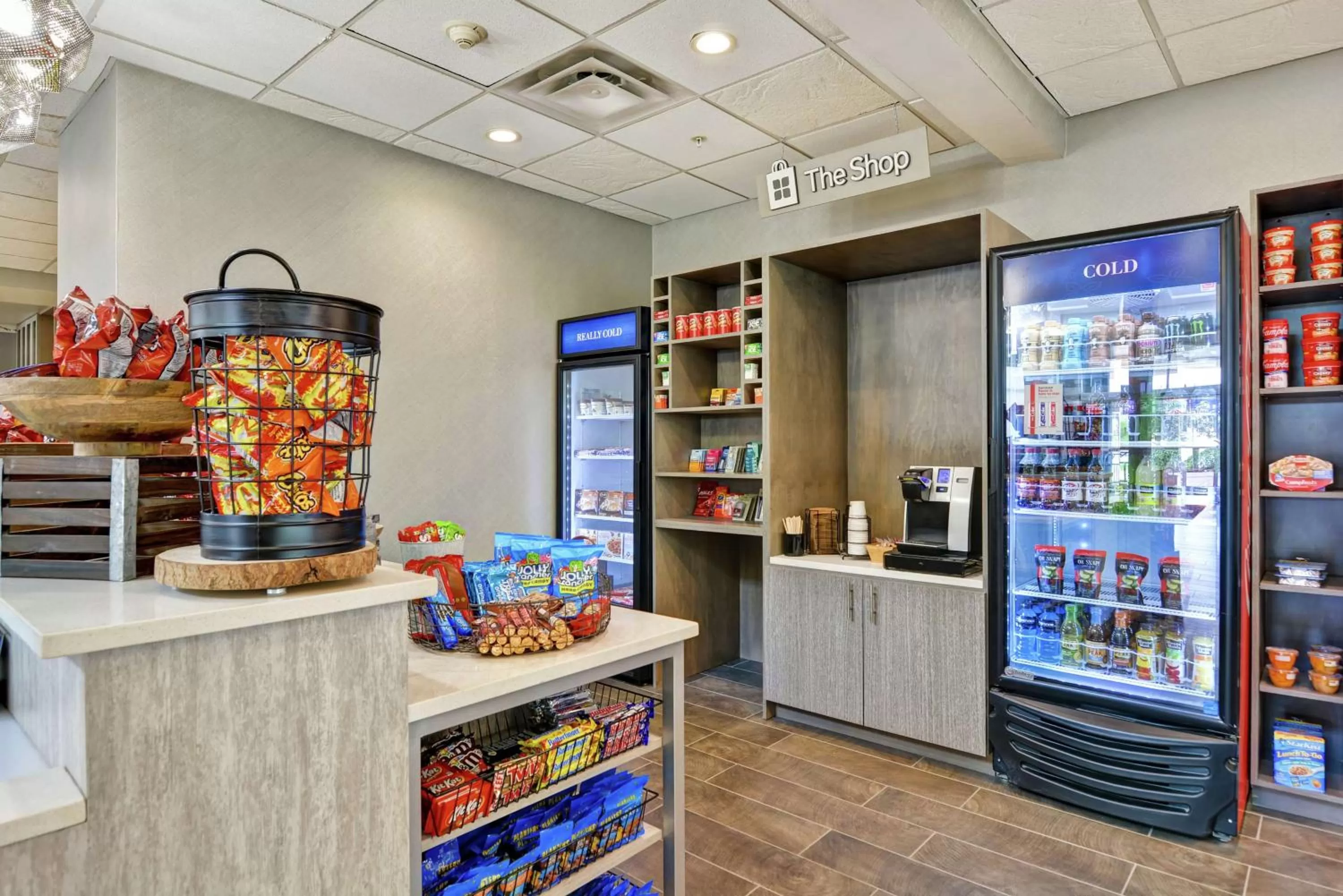 Restaurant/places to eat in Hilton Garden Inn Conway