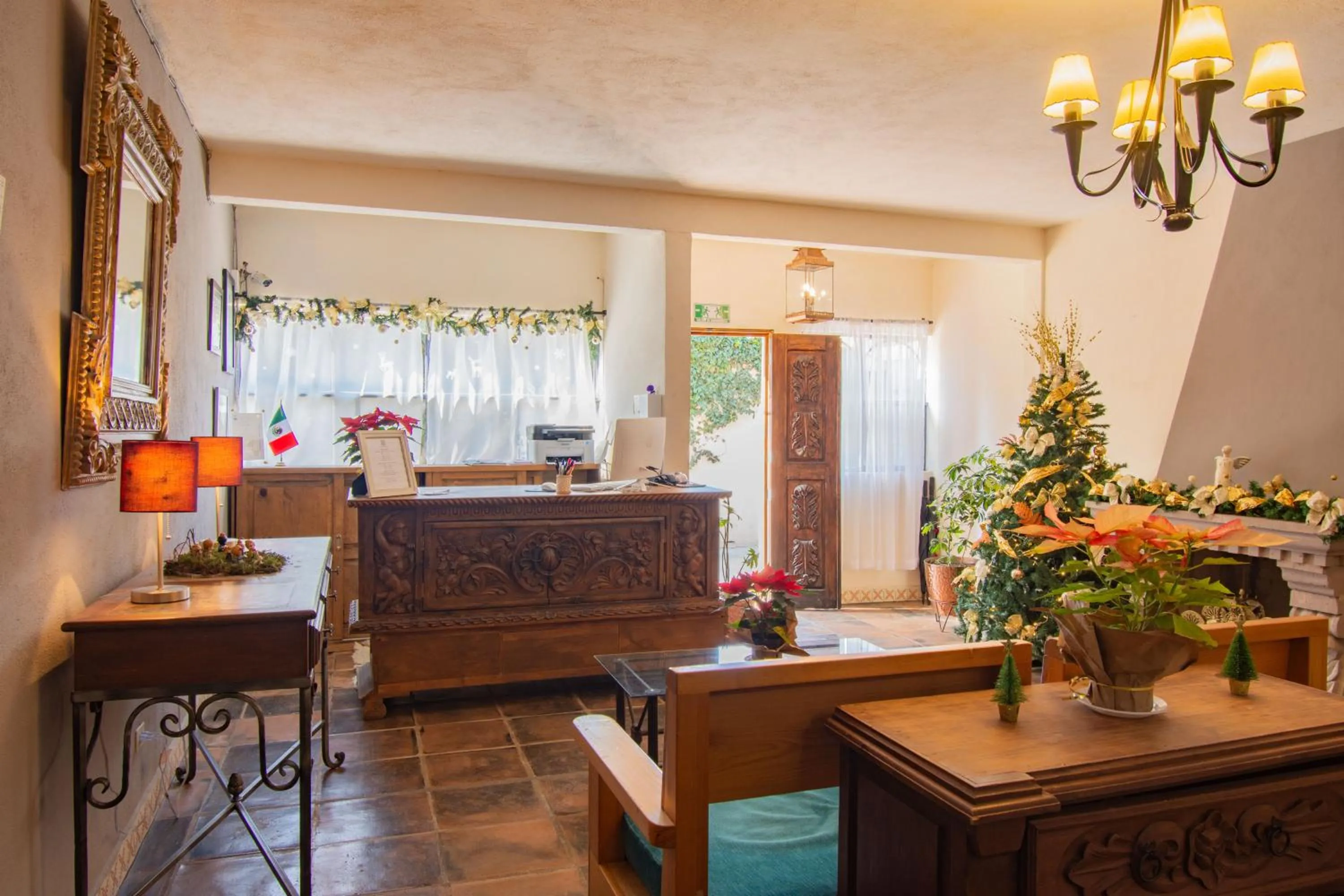 Lobby or reception in Hotel Casa Santamaría