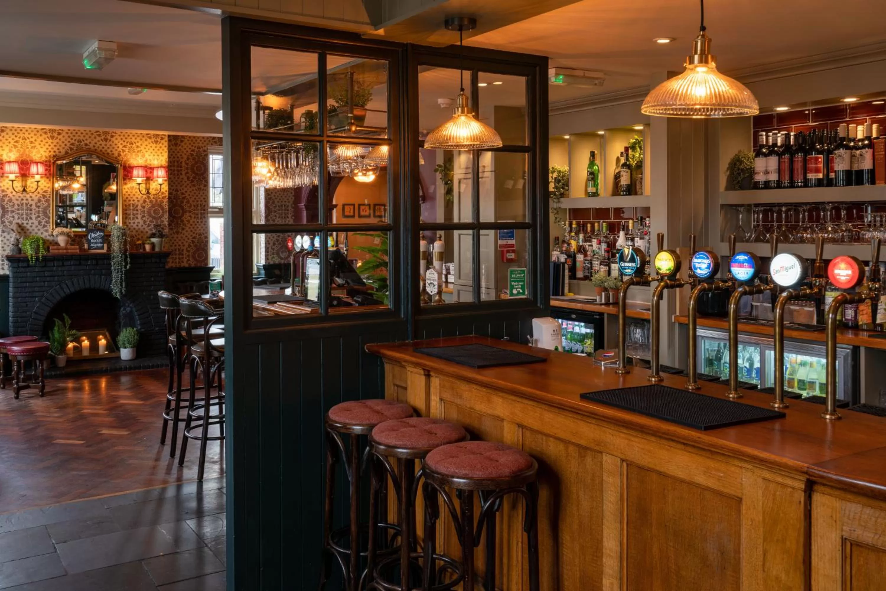 Lounge or bar in The Rising Sun