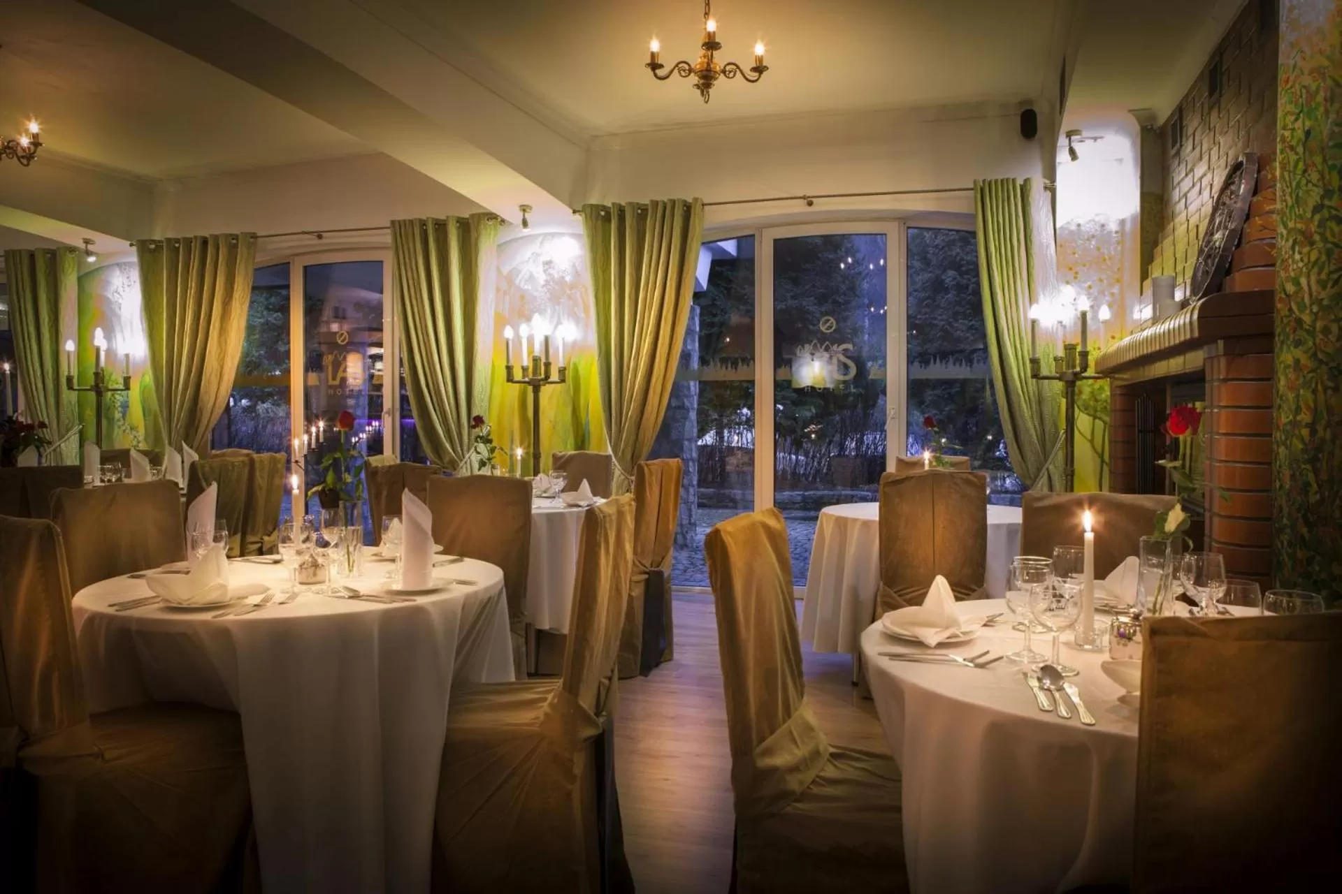 Restaurant/places to eat in Hotel Las Piechowice