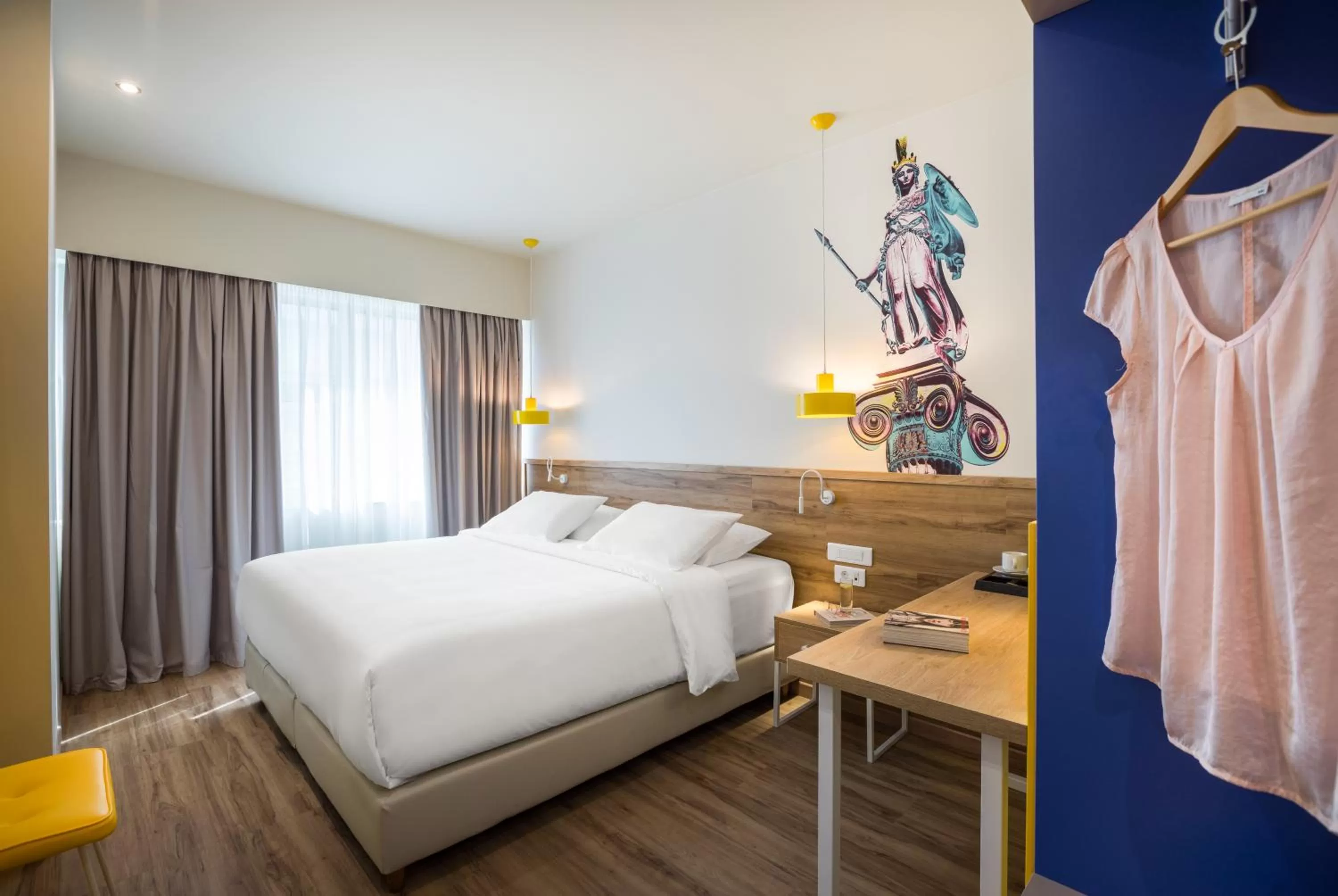 Bed in ibis Styles Athens Routes