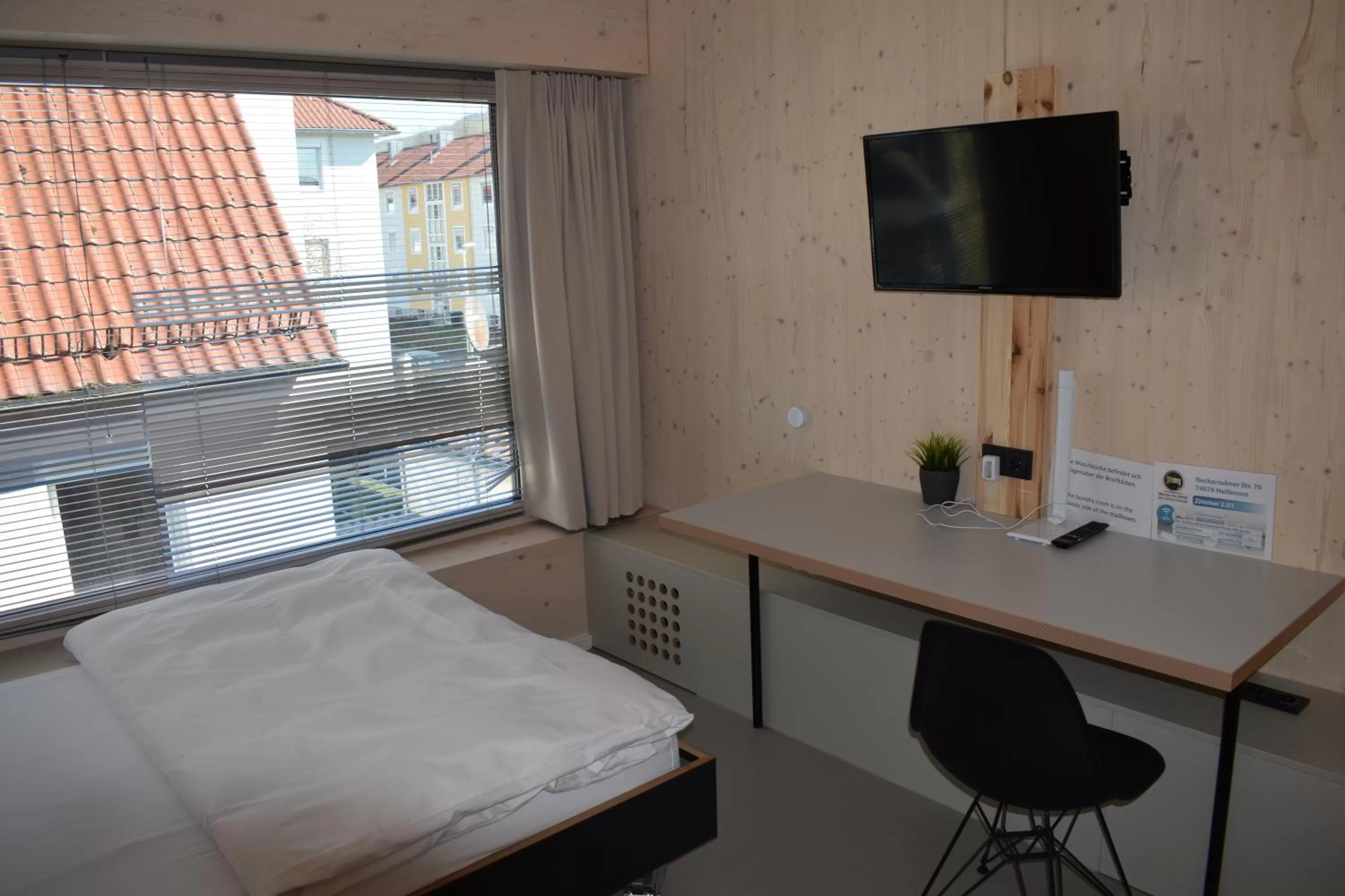 Bed in New Age Boardinghaus N70