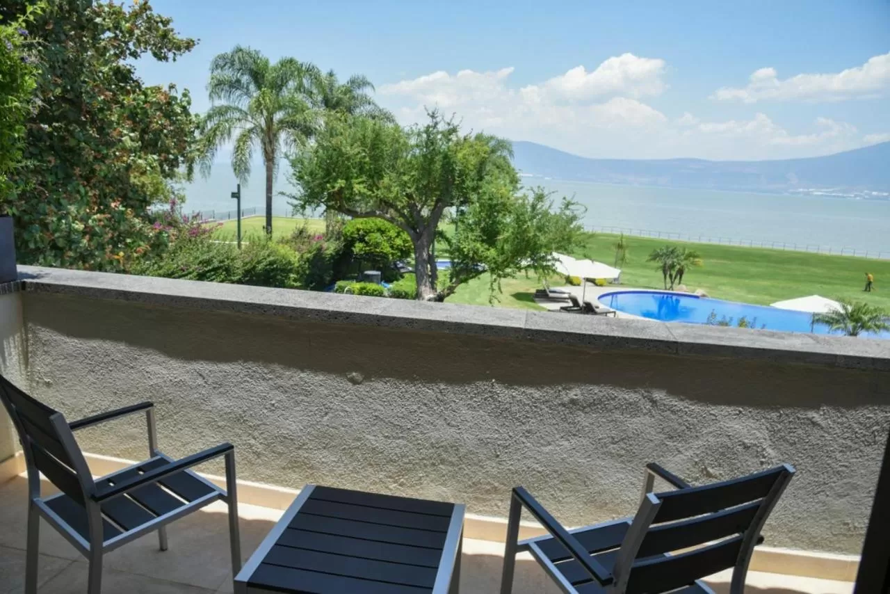 Balcony/Terrace in La Reserva Chapala