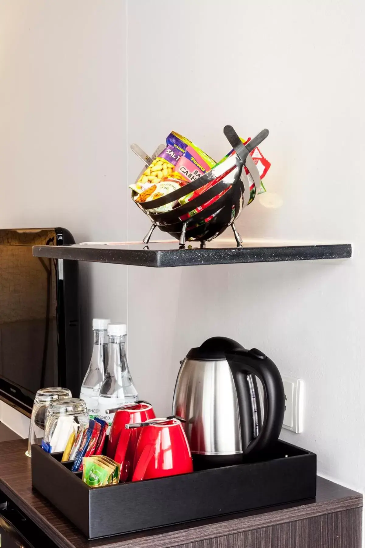 Standard Twin Room with View in Holiday Inn Bangkok Sukhumvit, an IHG Hotel Standard Twin Room with View in Holiday Inn Bangkok Sukhumvit, an IHG Hotel