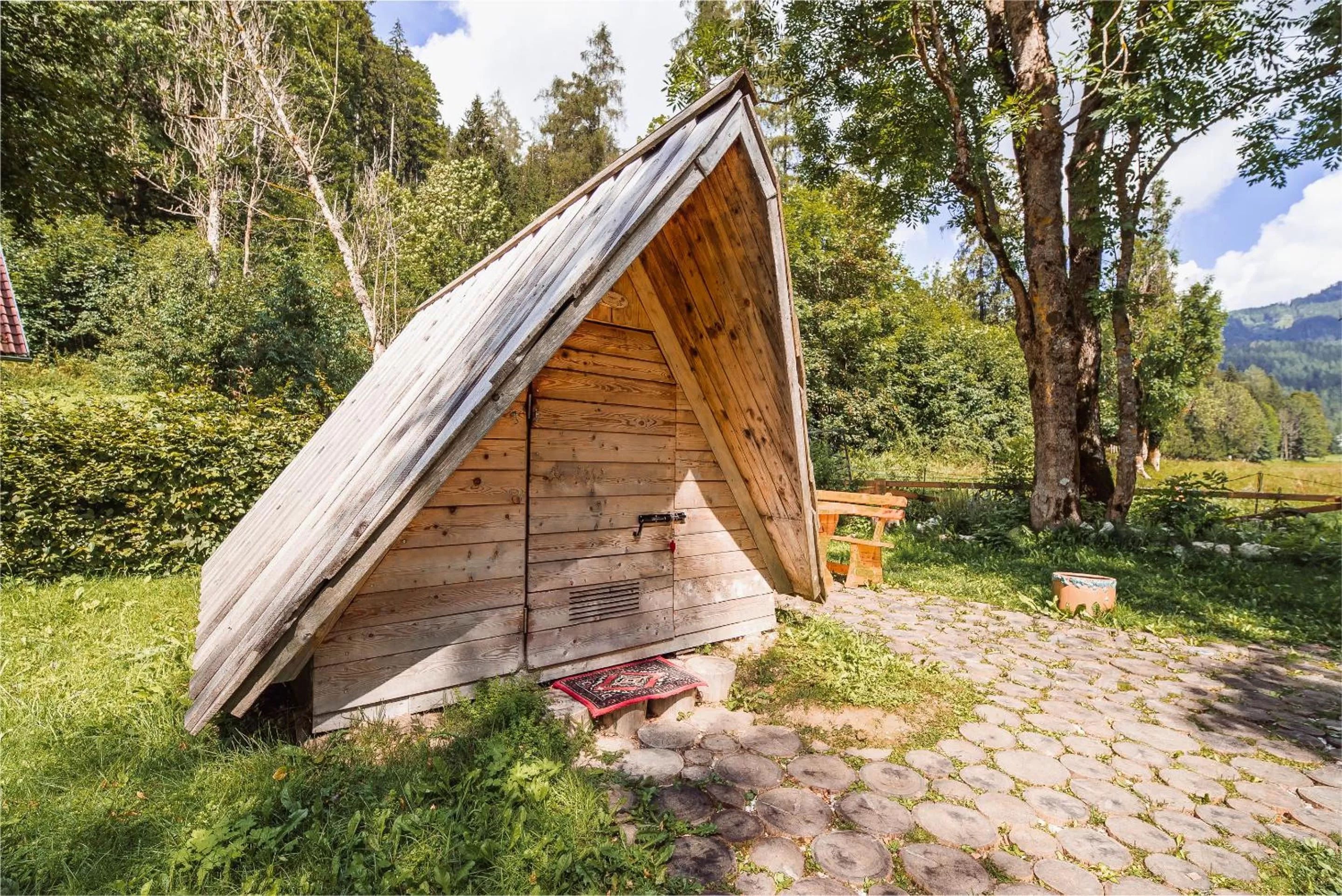 Cvet gora - Camping, Glamping and Accomodations