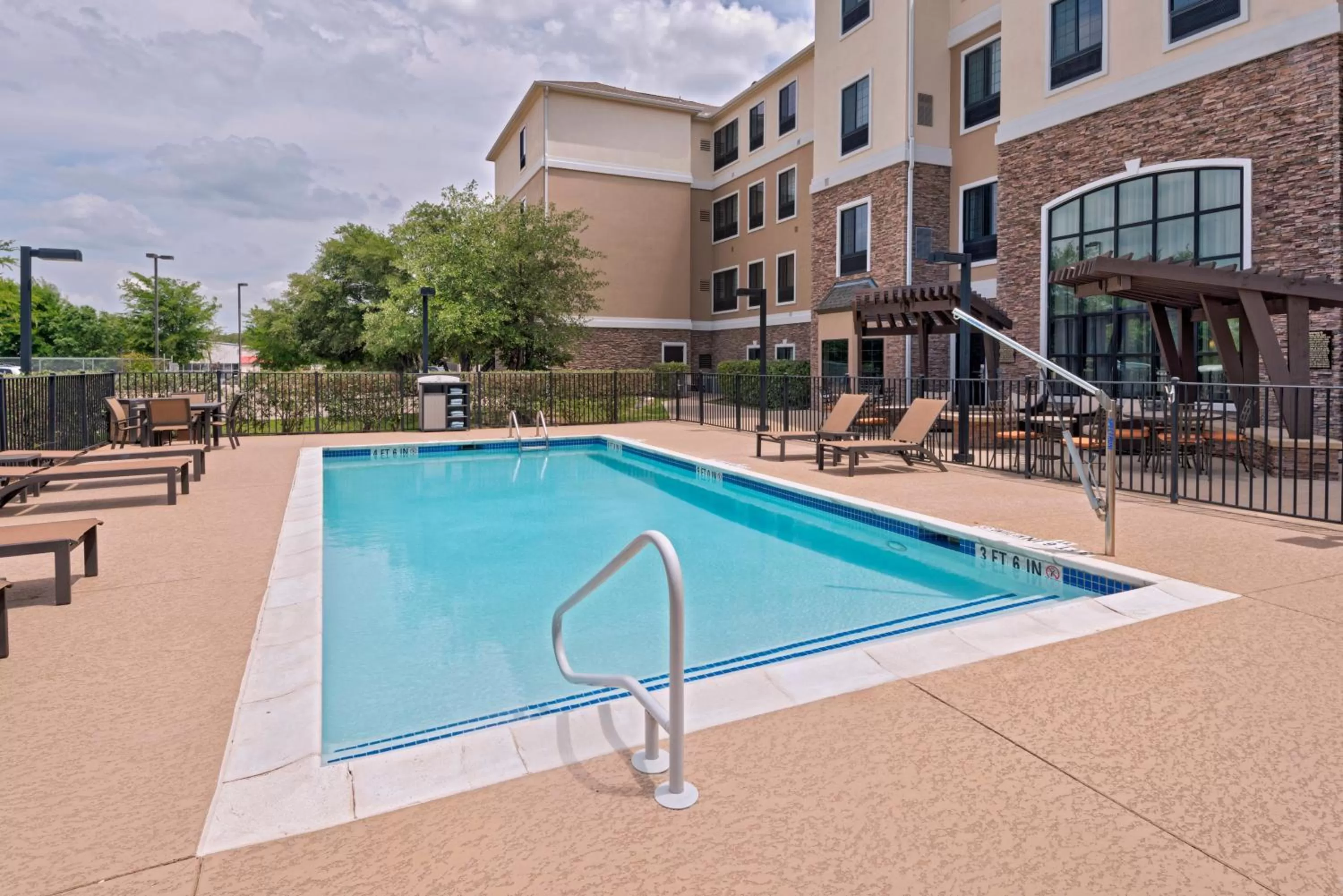 Swimming pool in Staybridge Suites Austin Northwest by IHG