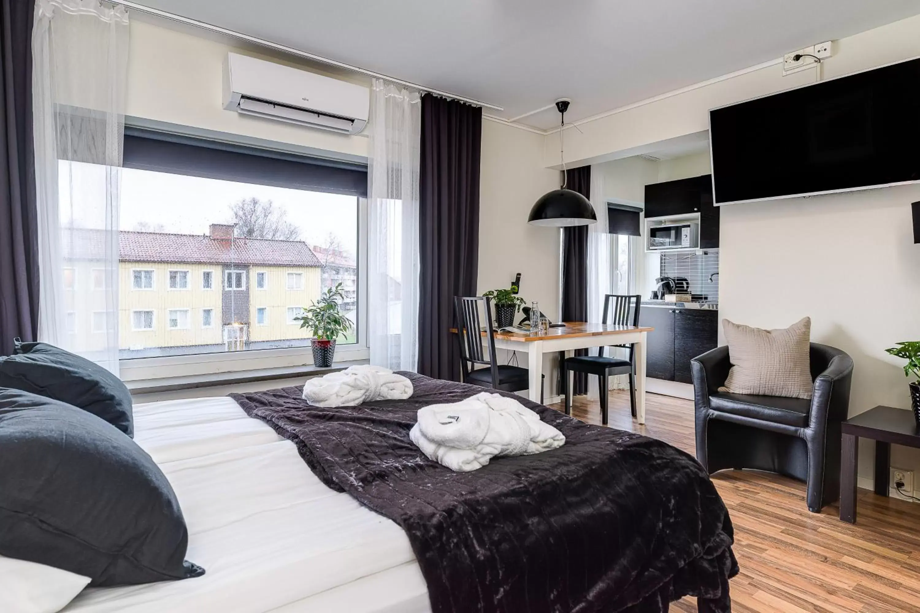 Studio in Fagersta Wärdshuset C. Dickens Studio in Fagersta Wärdshuset C. Dickens